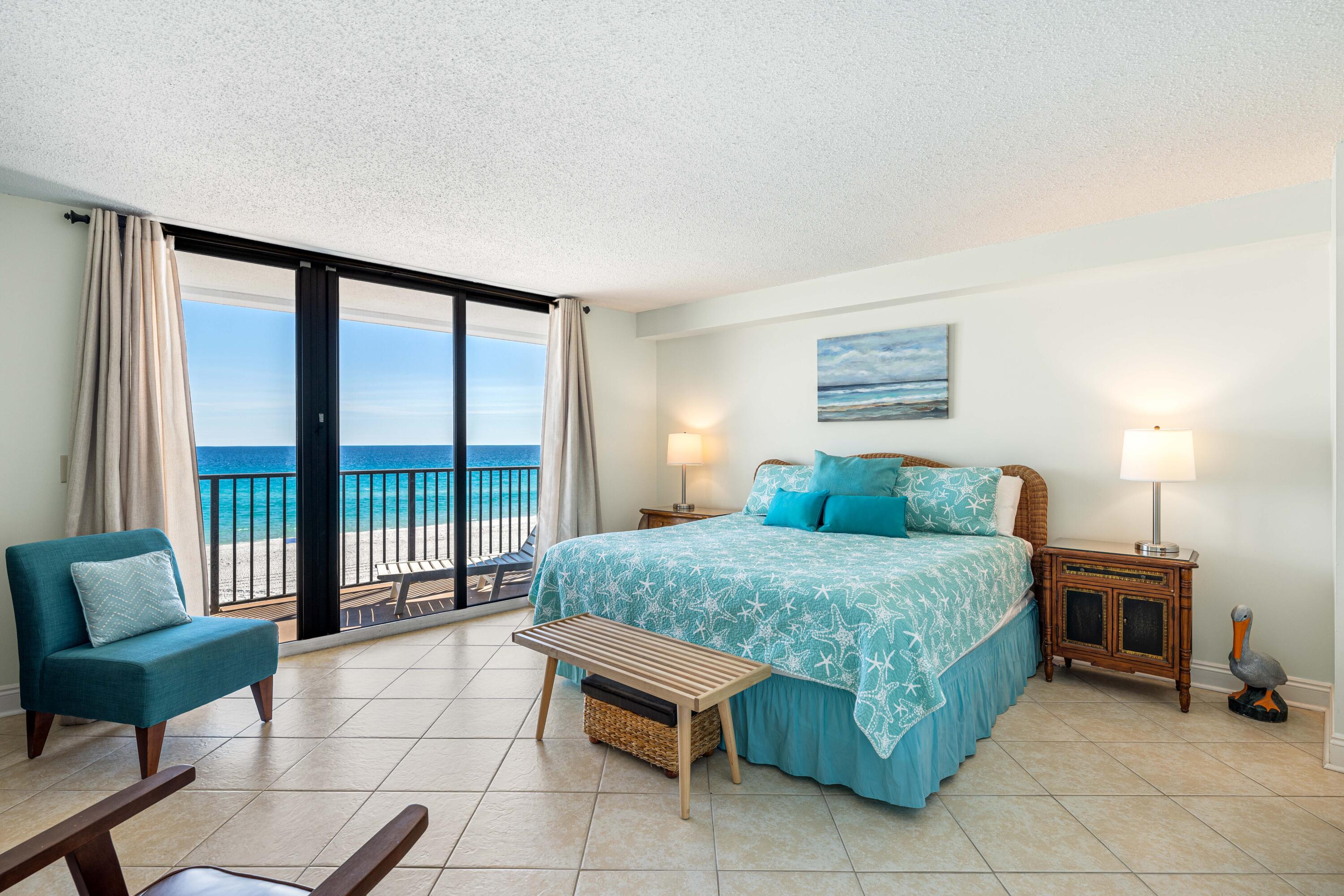 EMERALD SURF CONDO - Residential