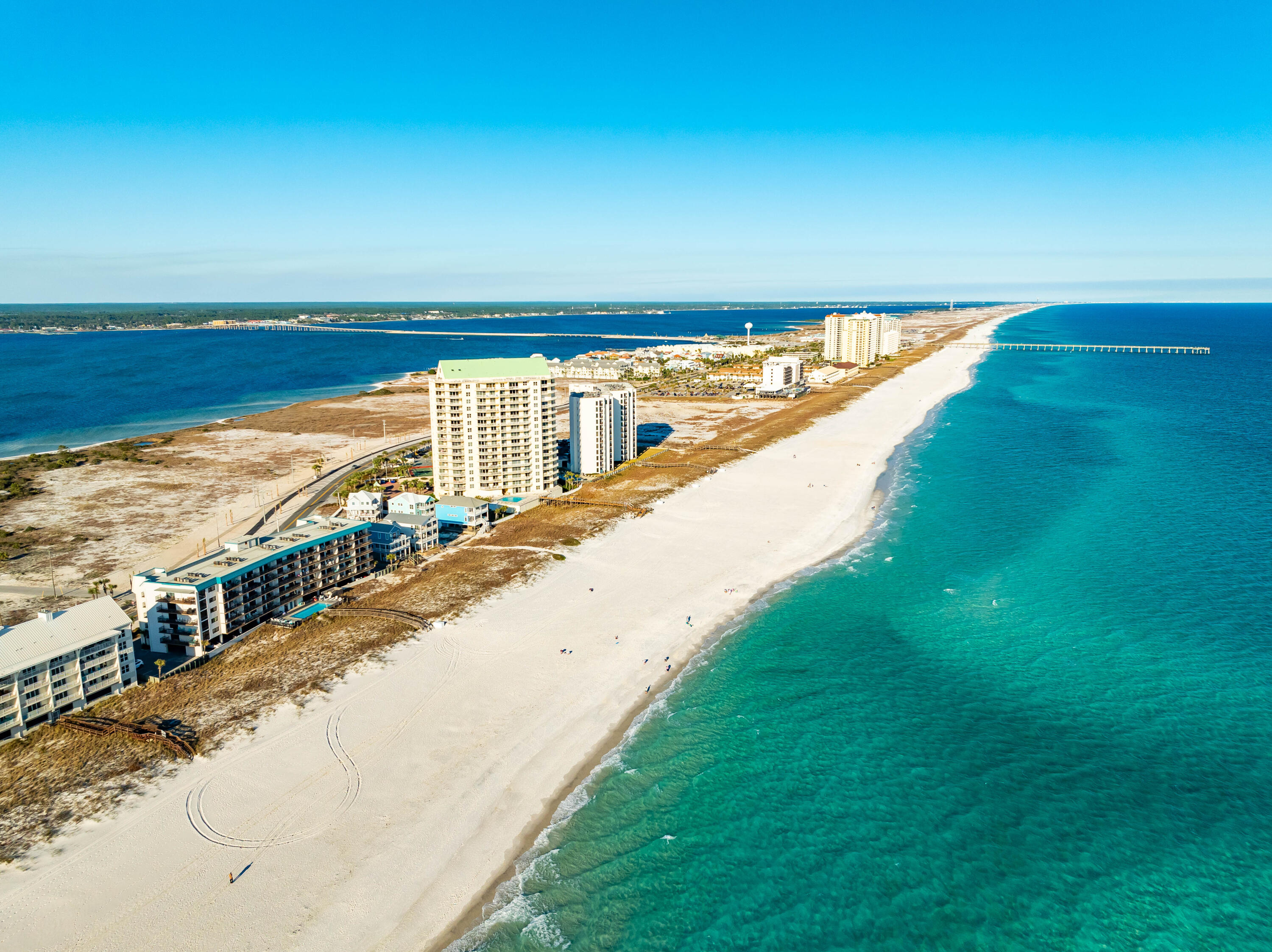 EMERALD SURF CONDO - Residential