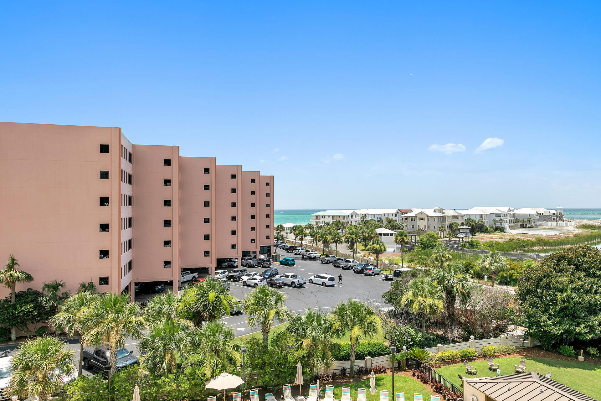 ISLANDER CONDO PH 2 - Residential
