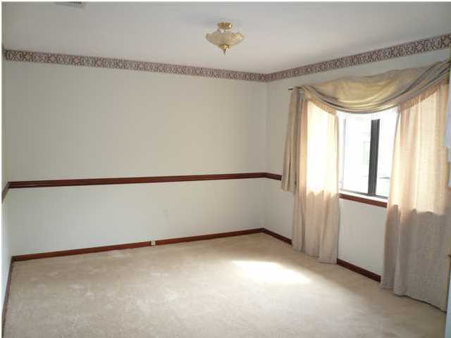 PINEWOOD ESTATES - Residential Lease