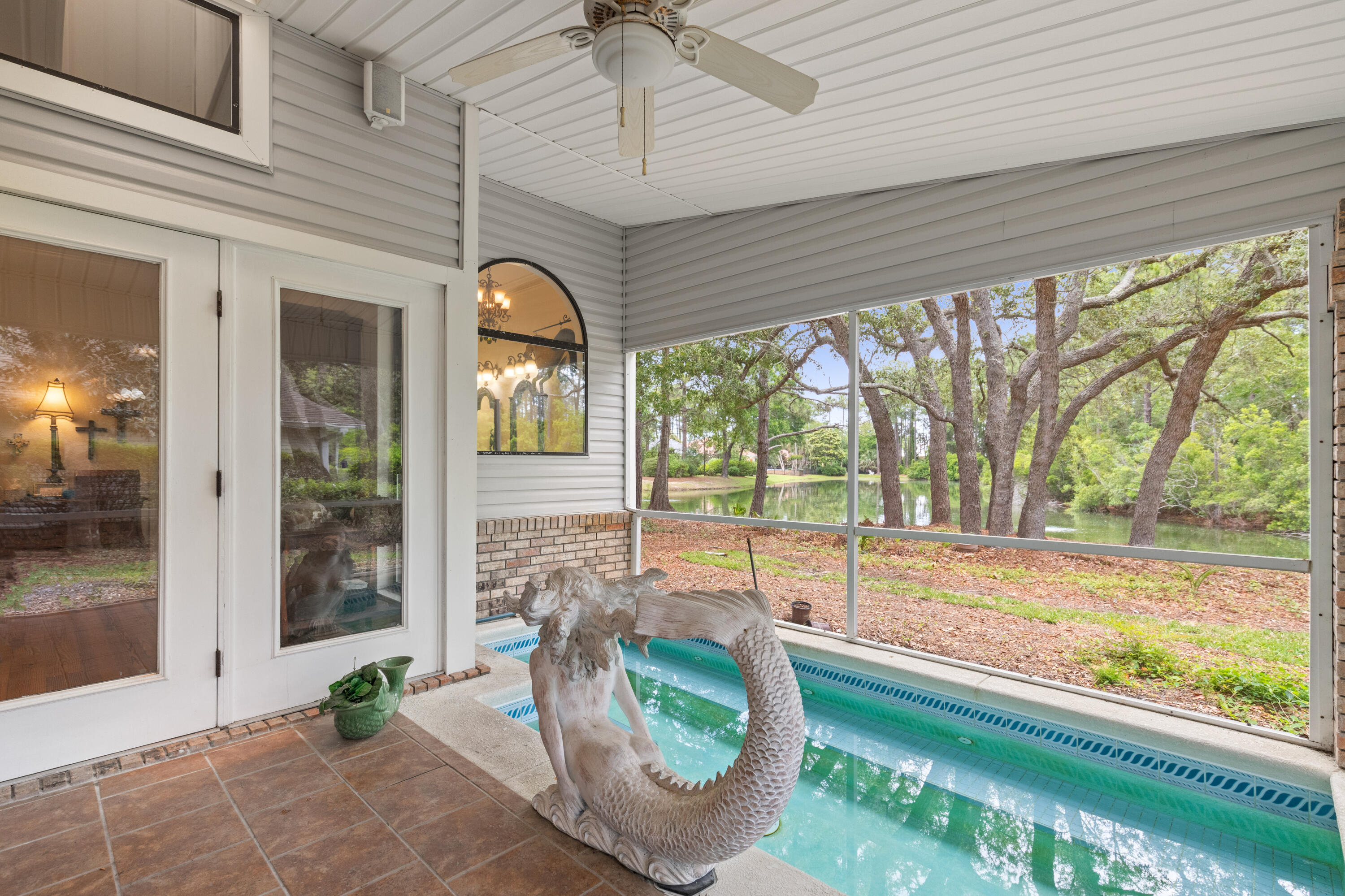 DEERWOOD - Residential Lease