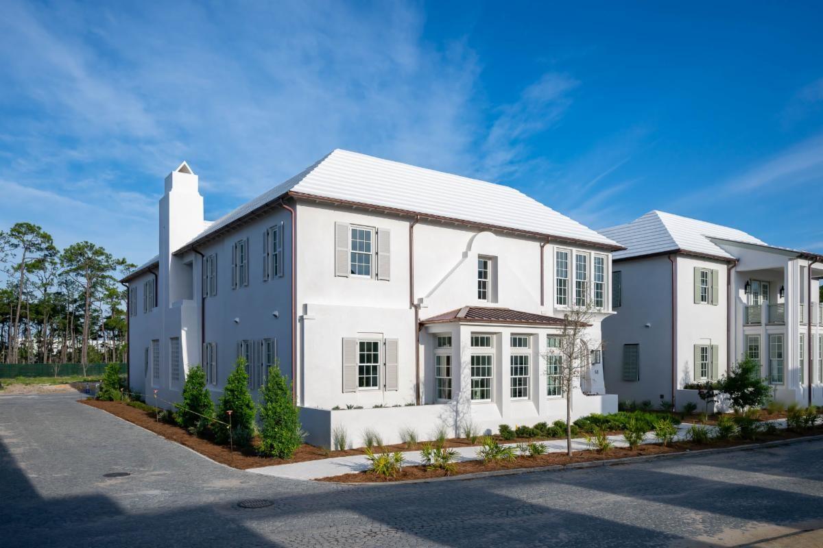 ALYS BEACH - Residential