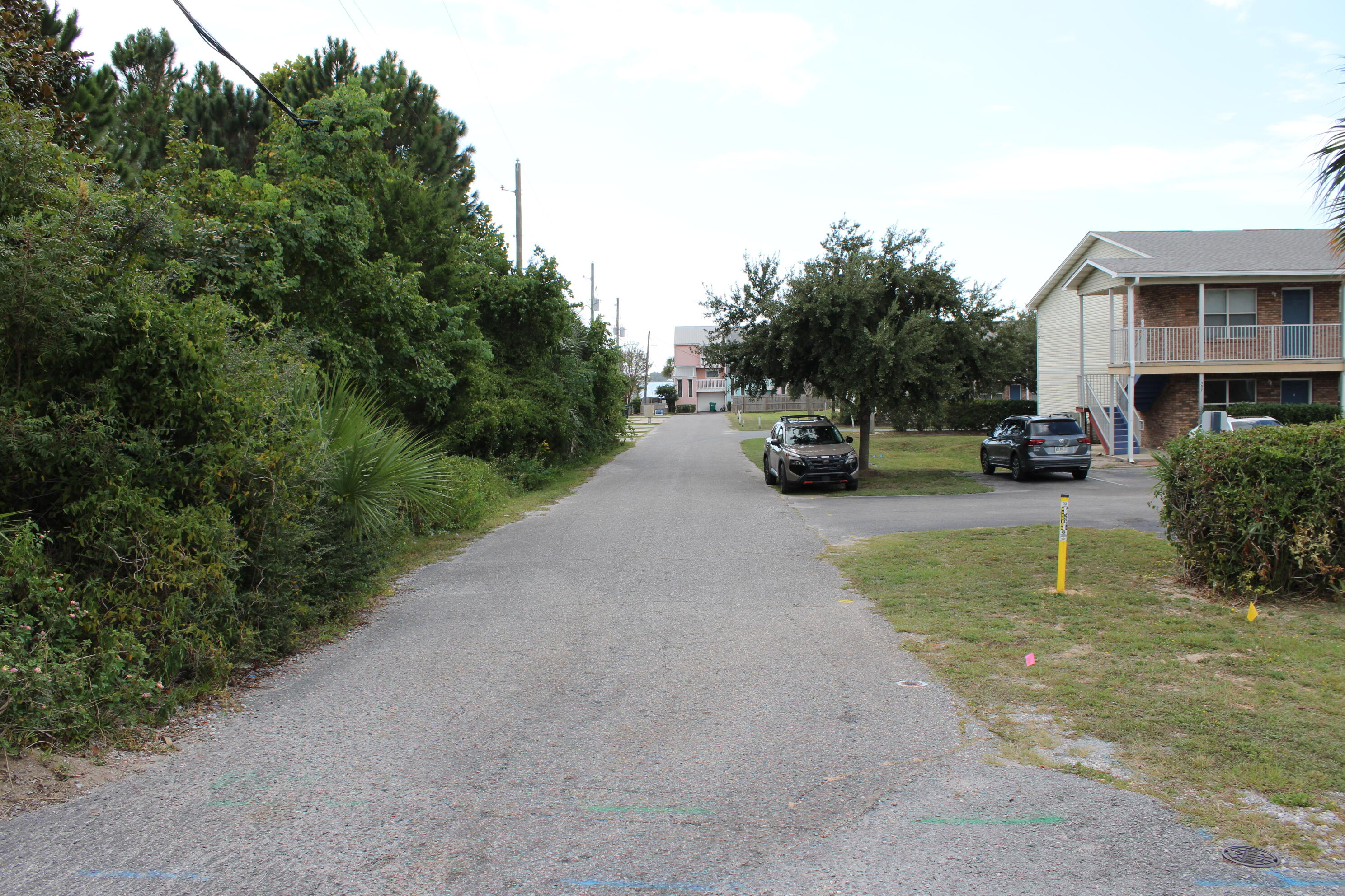 N150 FT OF W100 FT OF E233.3FT
OF GOV LOT 4 S OF HWY - Land
