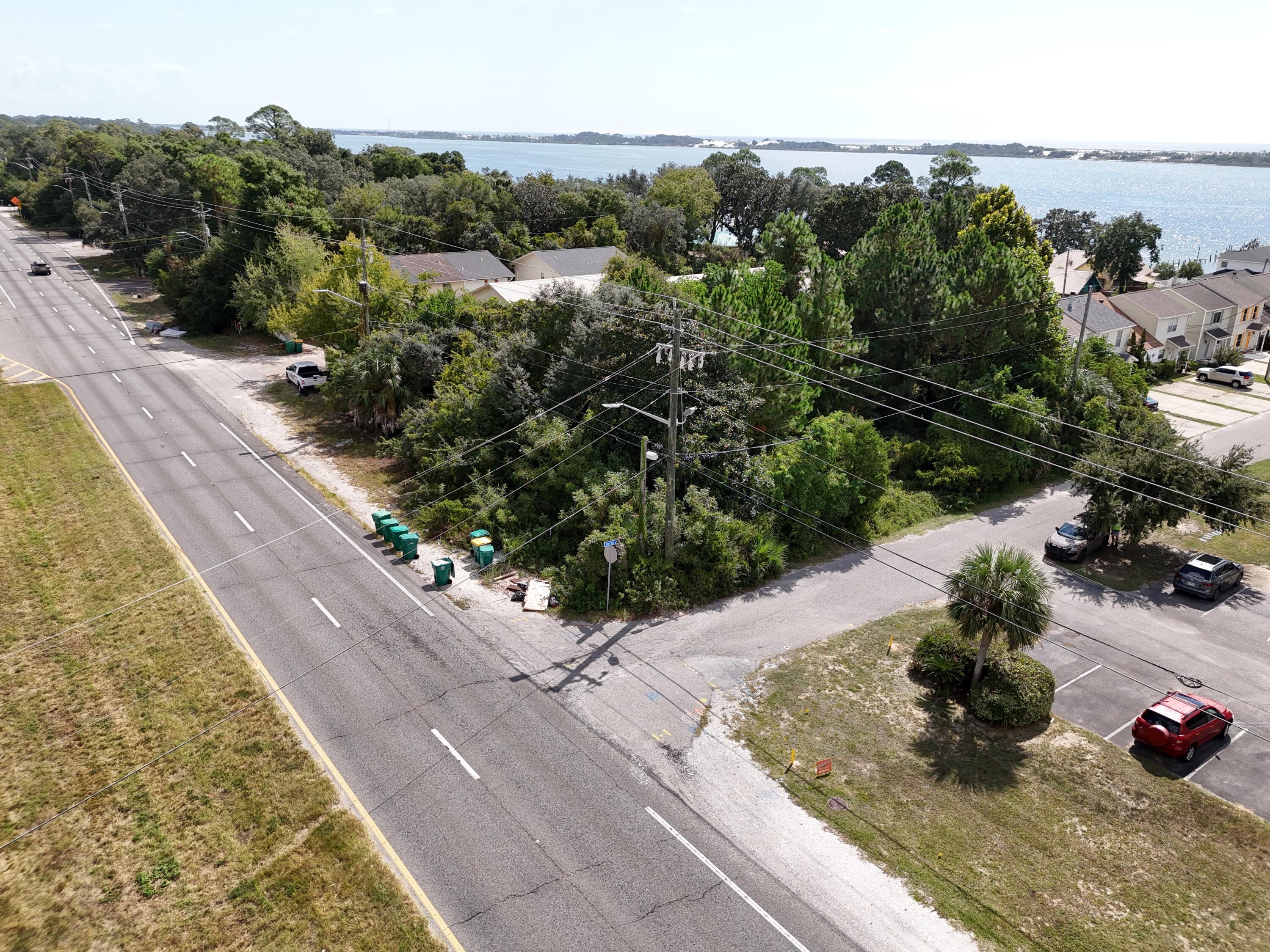 N150 FT OF W100 FT OF E233.3FT
OF GOV LOT 4 S OF HWY - Land