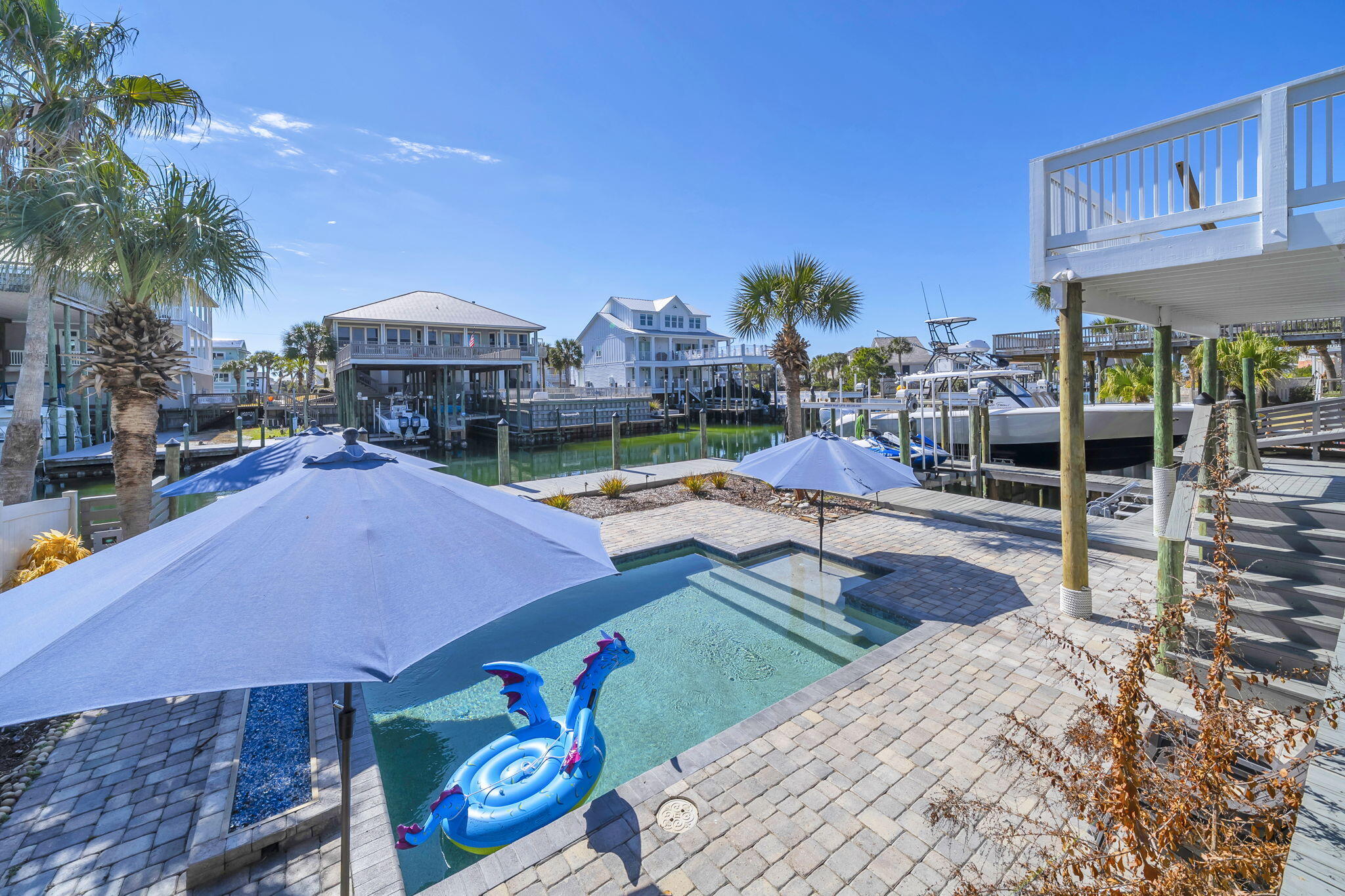 HOLIDAY ISLE - Residential