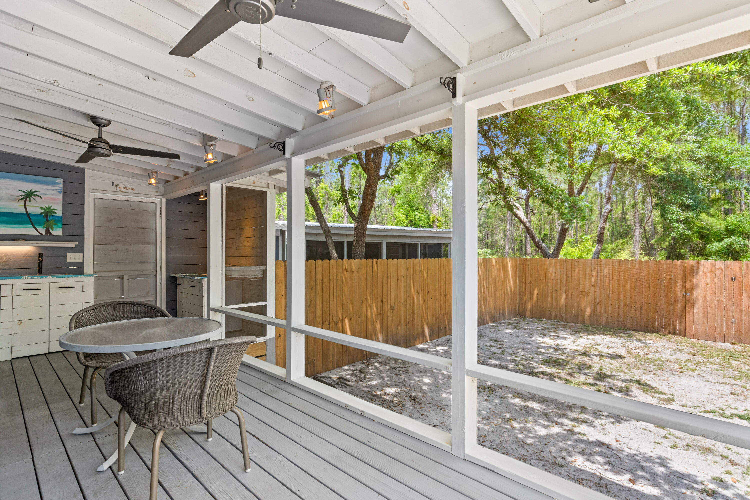 East hewitt - Residential Lease