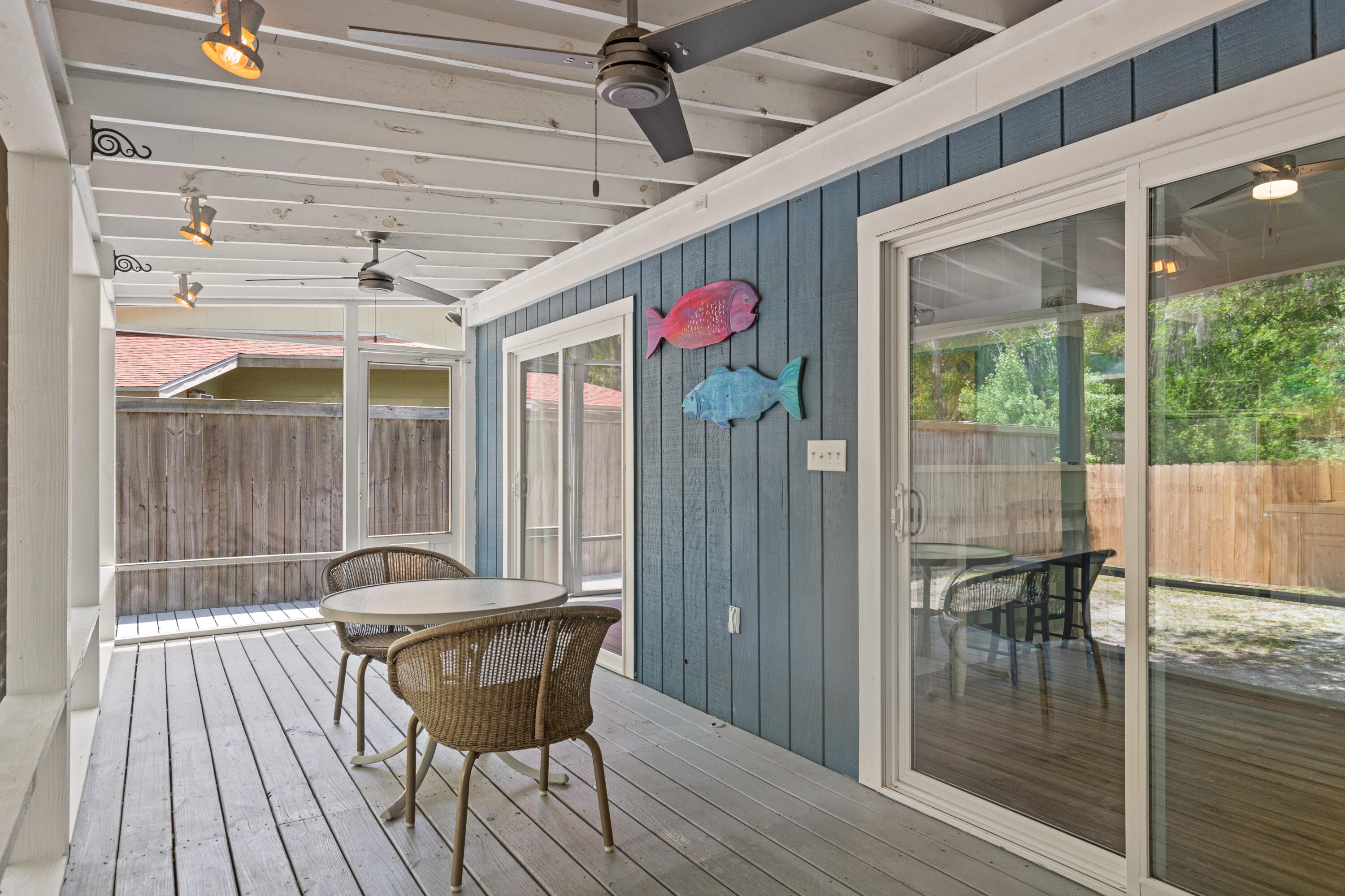 East hewitt - Residential Lease
