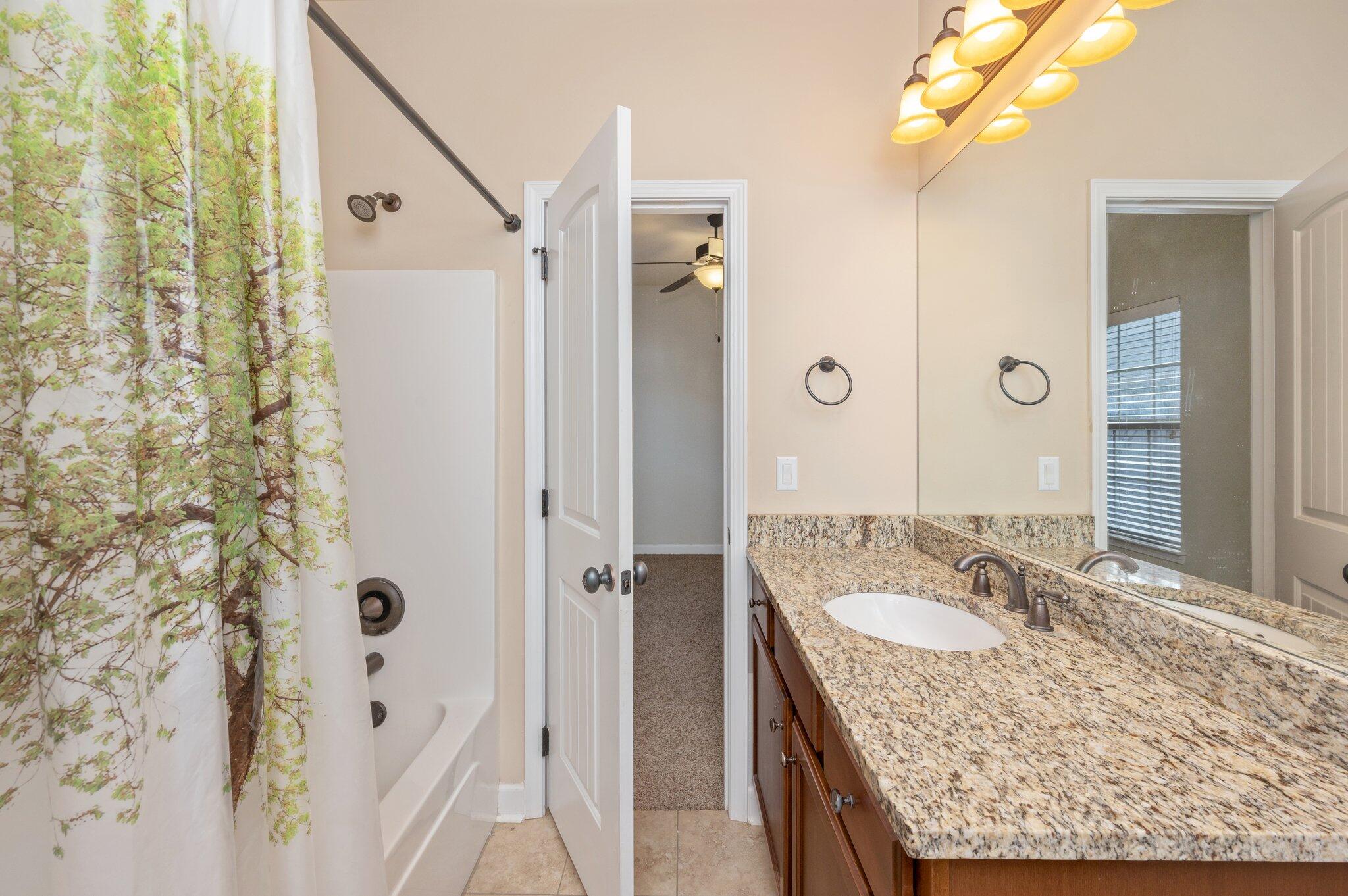 DUGGAN POND ESTATES - Residential Lease