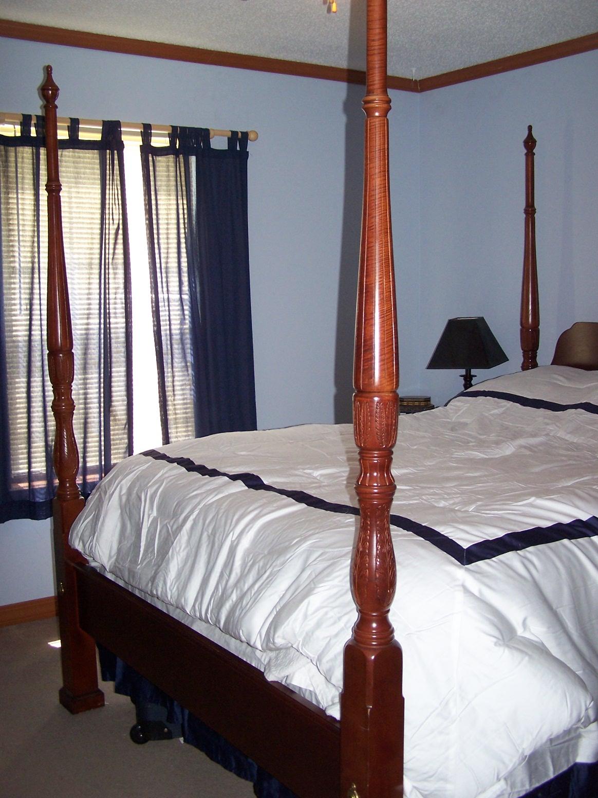 KELLY HILL ESTATES - Residential Lease