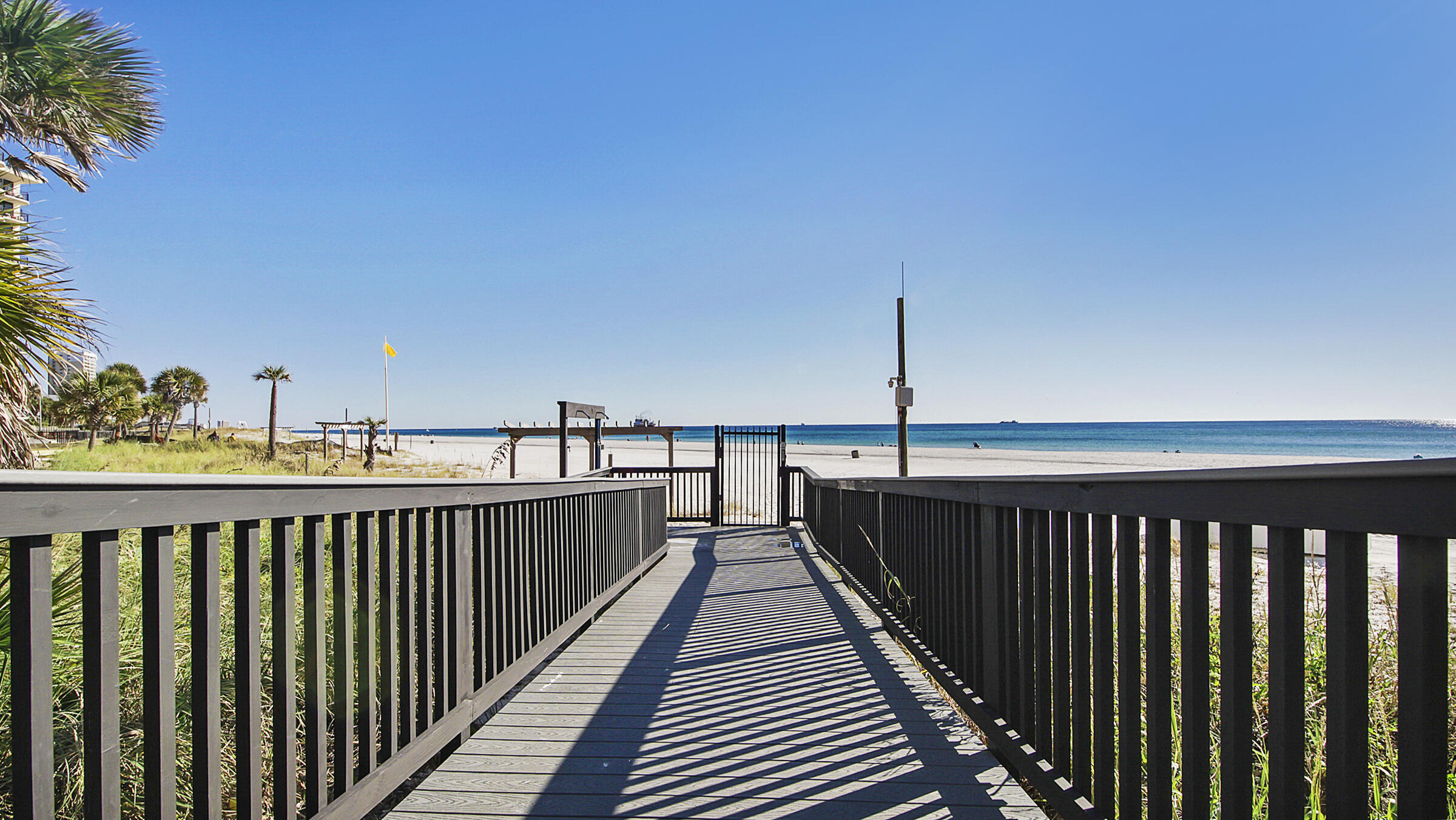 SUNBIRD CONDO - Residential