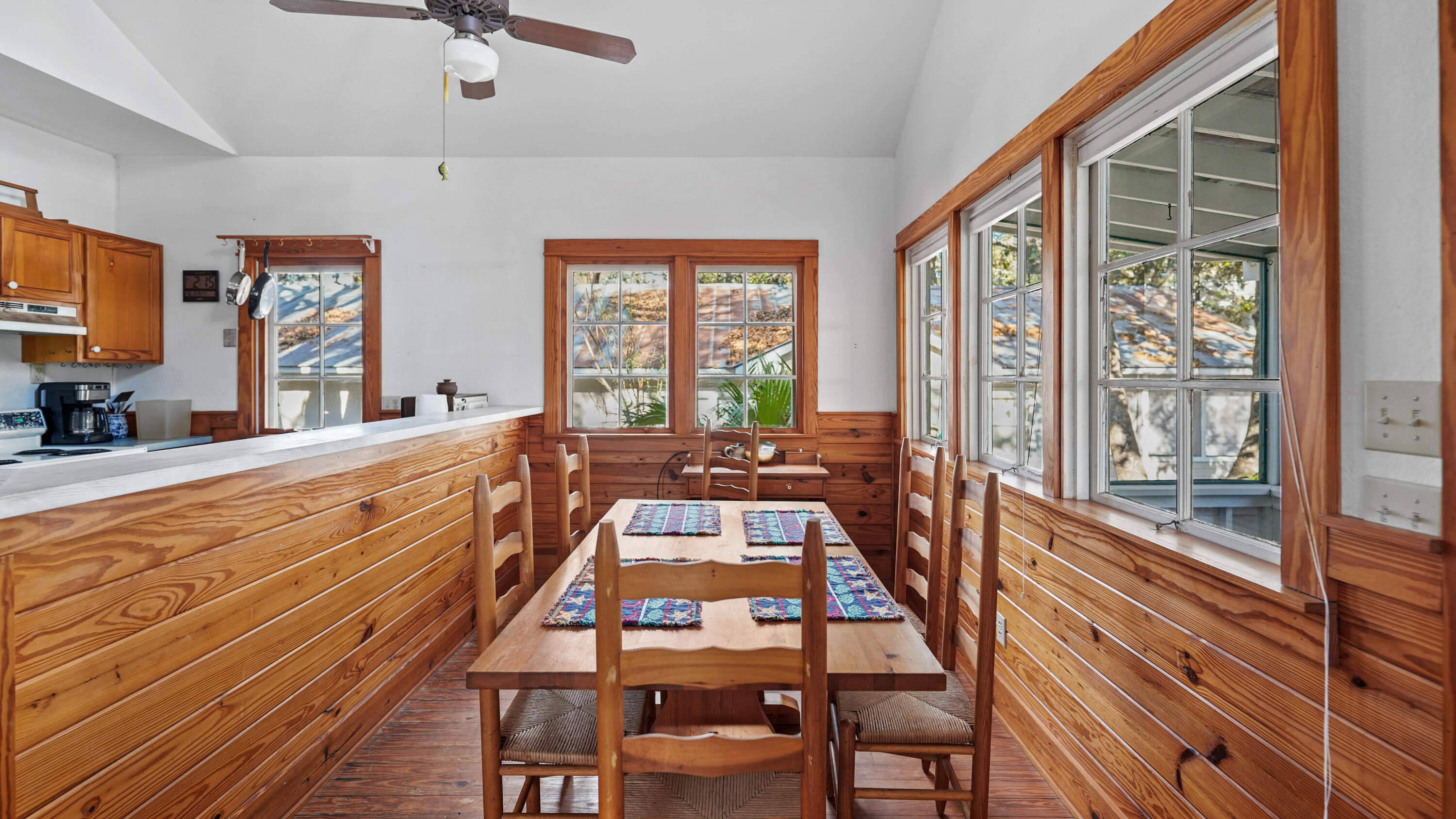 SEAGROVE 1ST ADDN - Residential