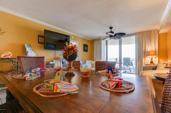 EMERALD BEACH PH 1 - Residential