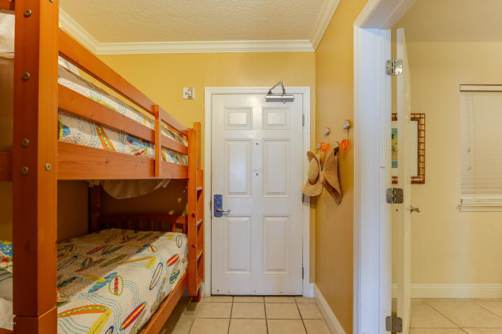 EMERALD BEACH PH 1 - Residential