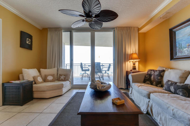 EMERALD BEACH PH 1 - Residential