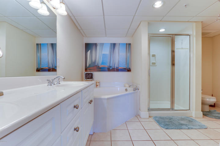 EMERALD BEACH PH 1 - Residential