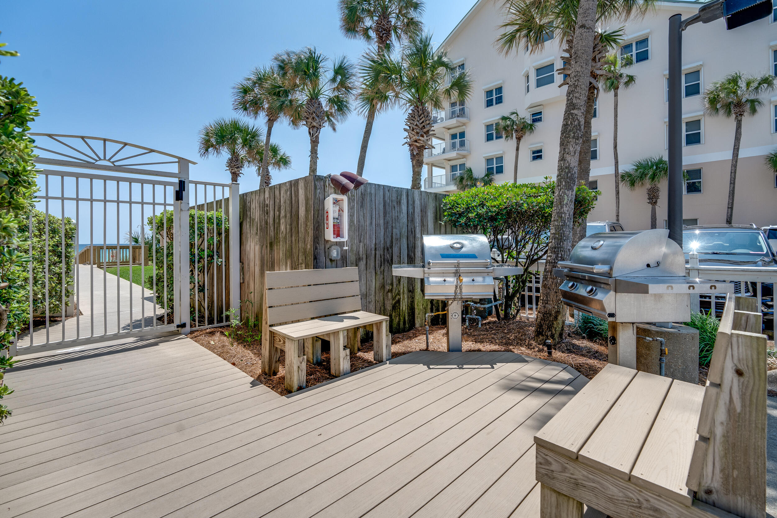 EMERALD DUNES CONDO - Residential