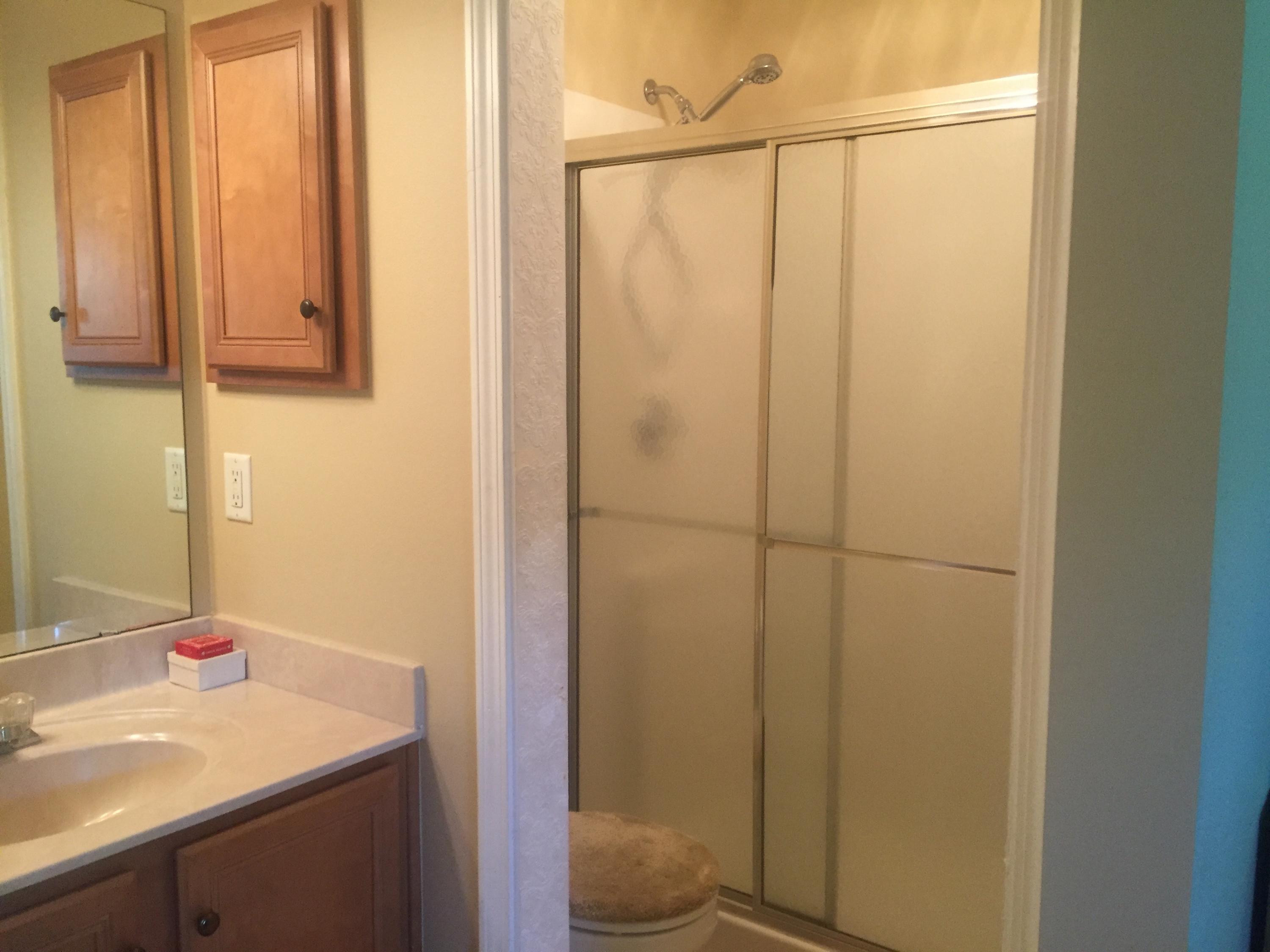 BAYSIDE - Residential Lease