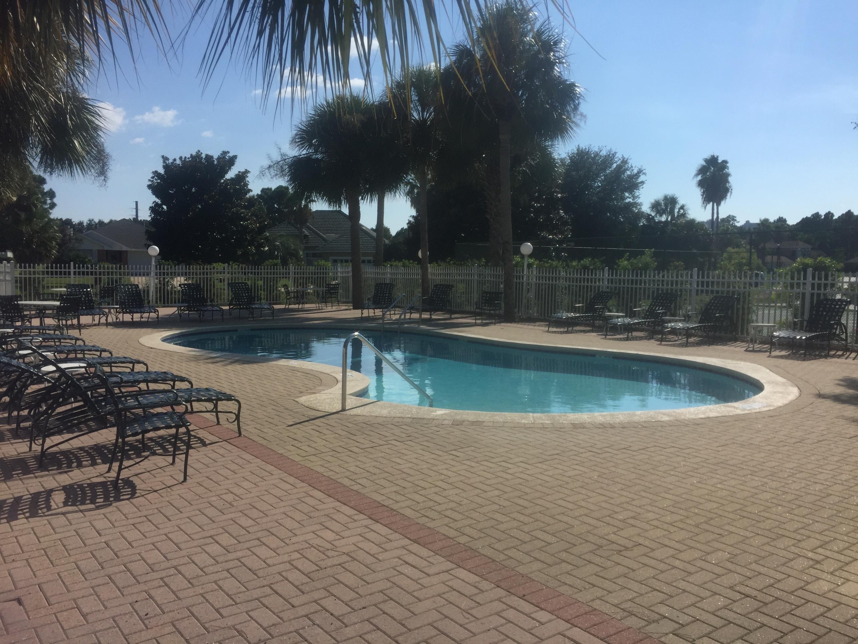 BAYSIDE - Residential Lease