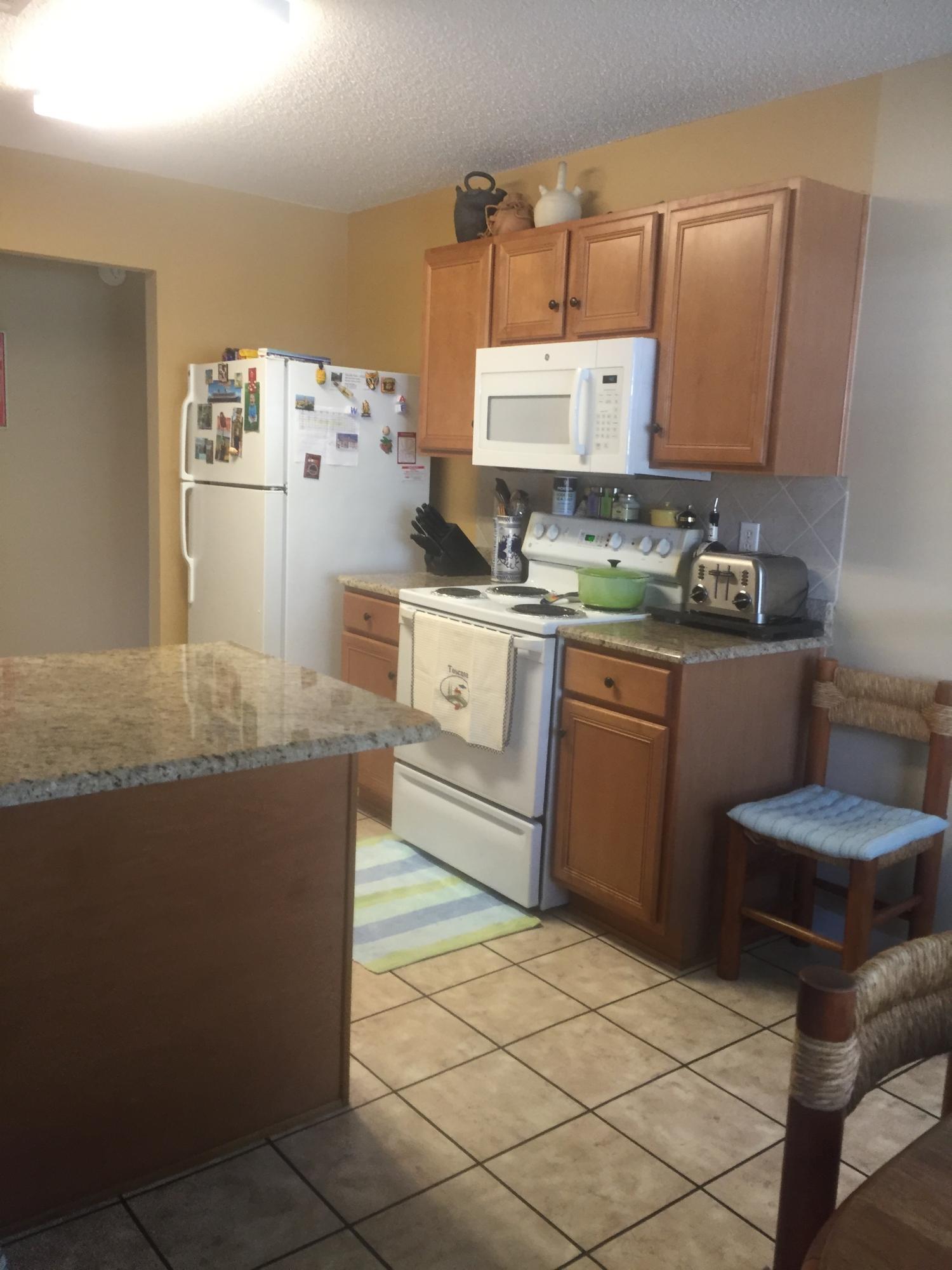 BAYSIDE - Residential Lease