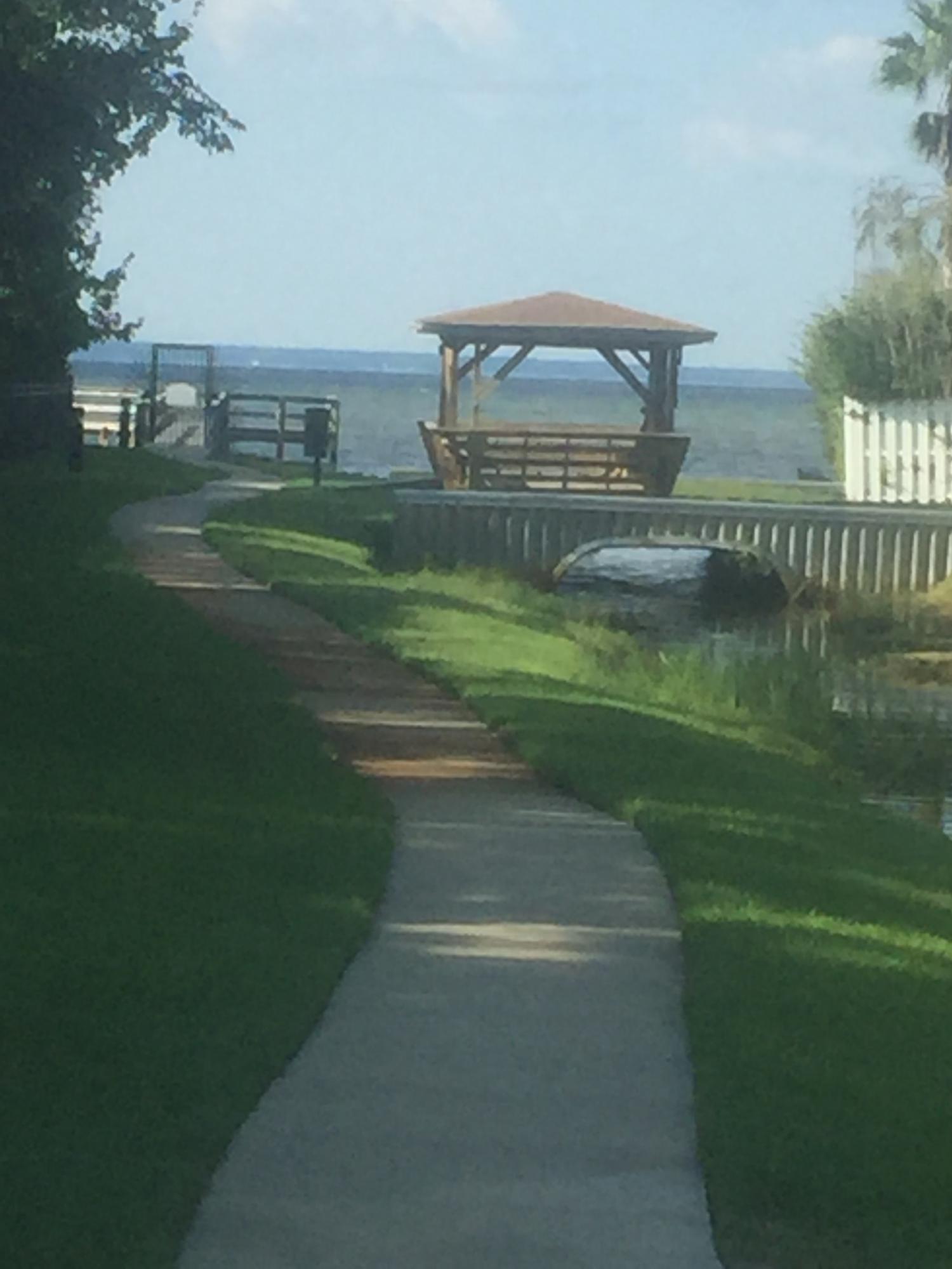 BAYSIDE - Residential Lease