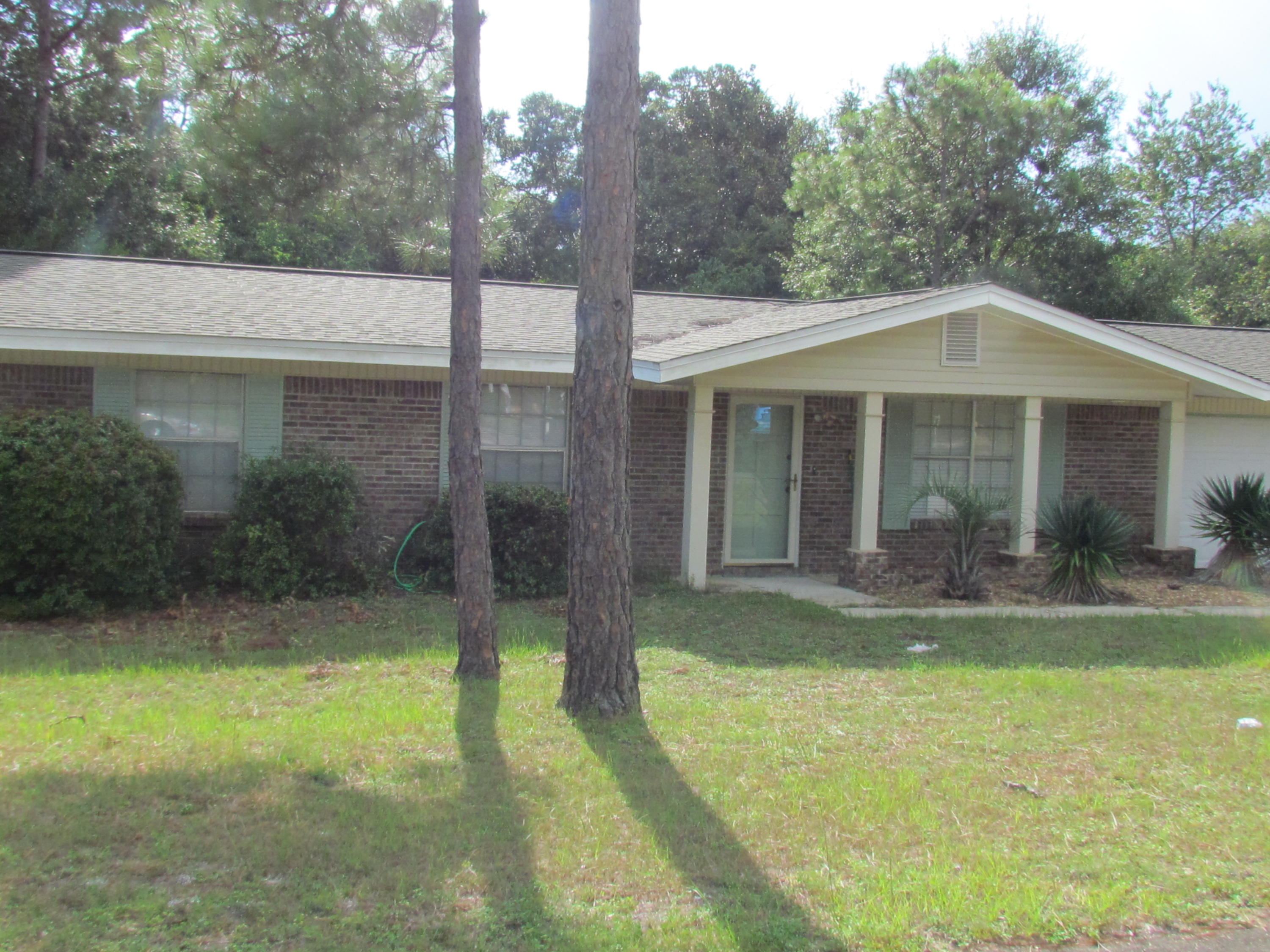 Nice 3 bedroom, 2 bath home in the Rocky Bayou area. Large fenced back yard. 2 car garage with automatic garage door opener. Two living areas. Family room has wood burning fireplace. Hall bath has step in shower. Master bedroom has his and hers closets. Available June 13, 2016 for $1000/month. Sorry, no pets and no smoking allowed. Anyone 18 or over wishing to live in the property must fill out an application and be on the lease.