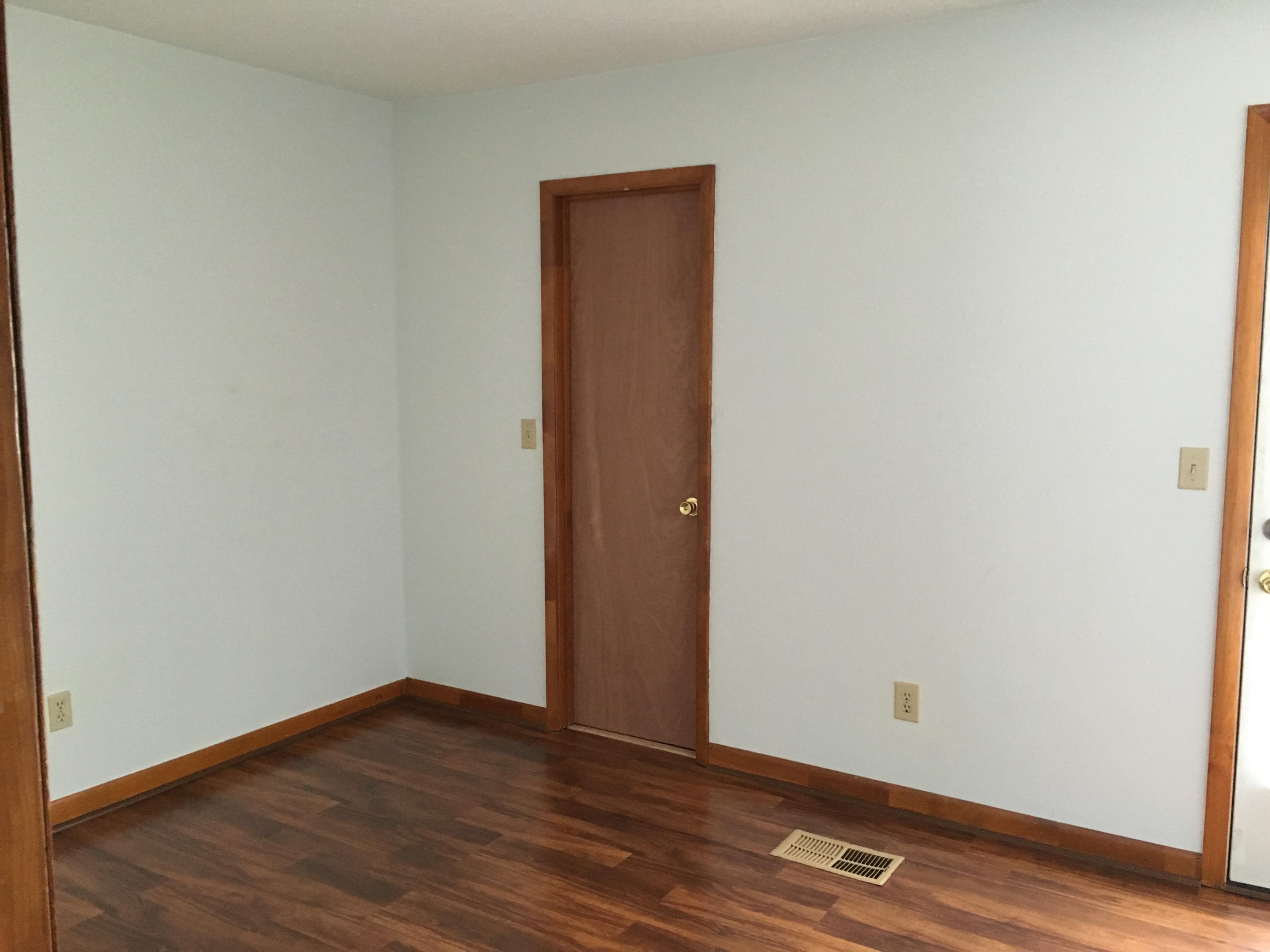 BROWNSVILLE STATION - Residential Lease