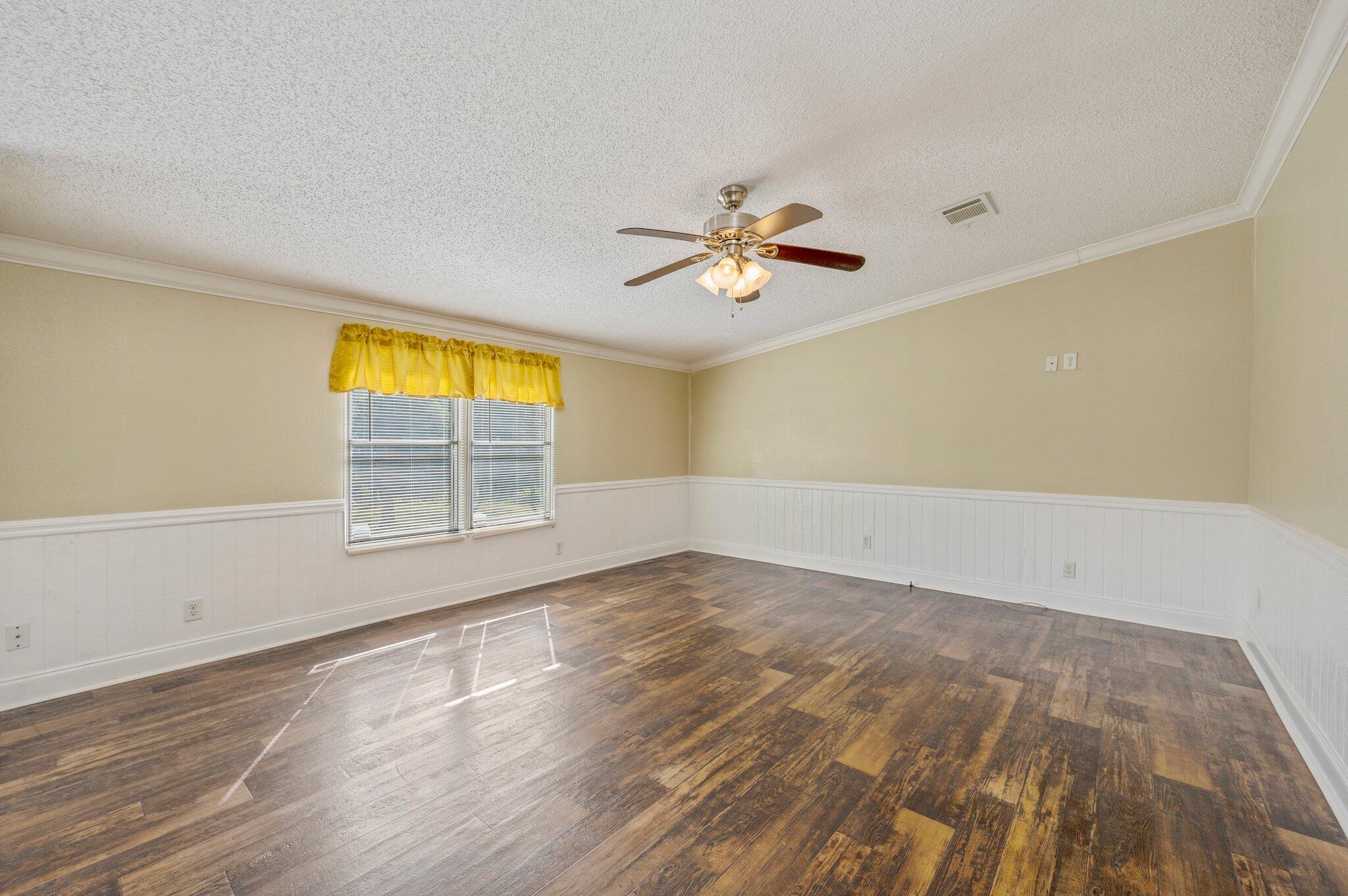 OAKWOOD HILLS UNIT 3 - Residential