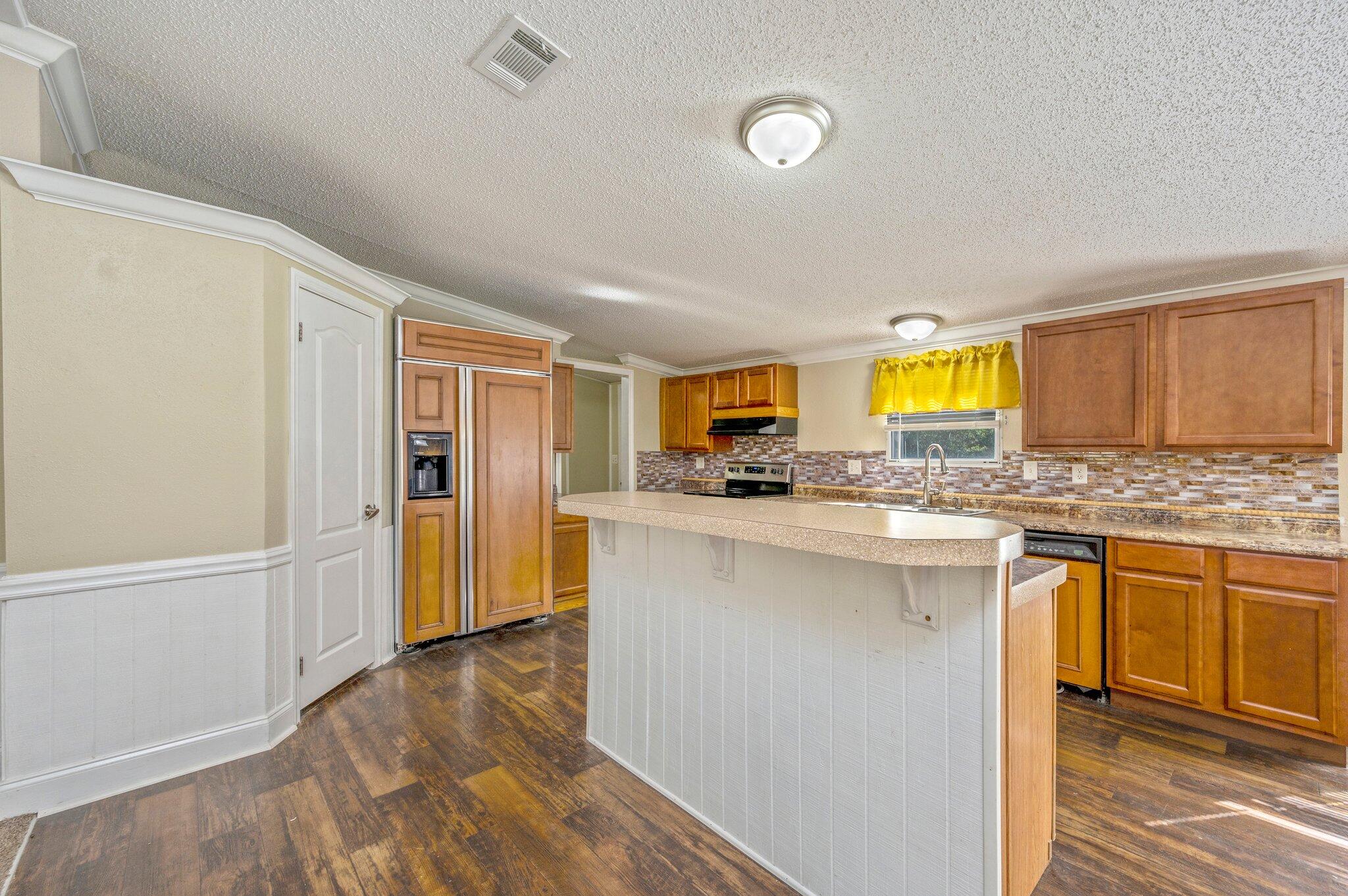 OAKWOOD HILLS UNIT 3 - Residential