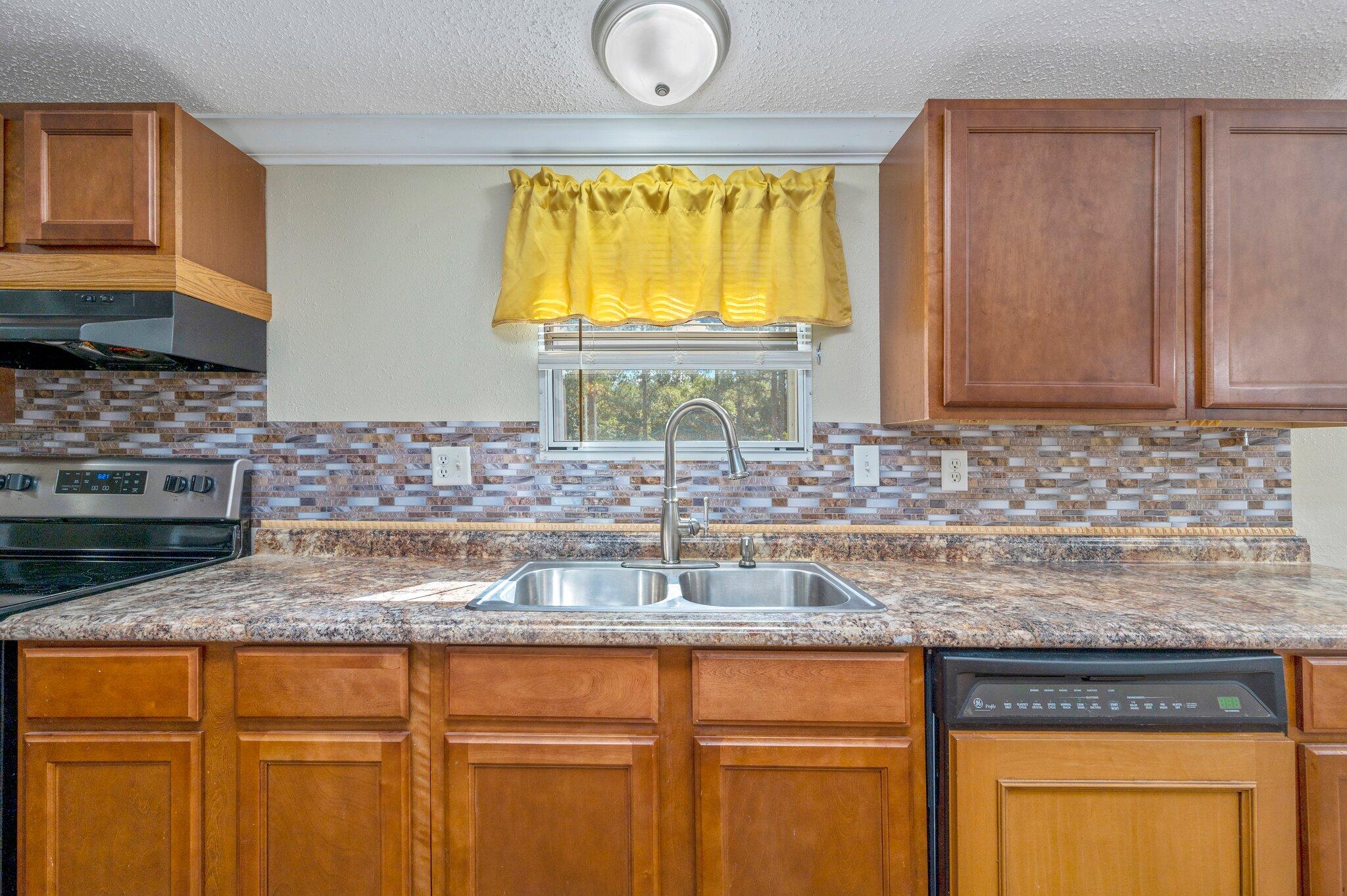 OAKWOOD HILLS UNIT 3 - Residential