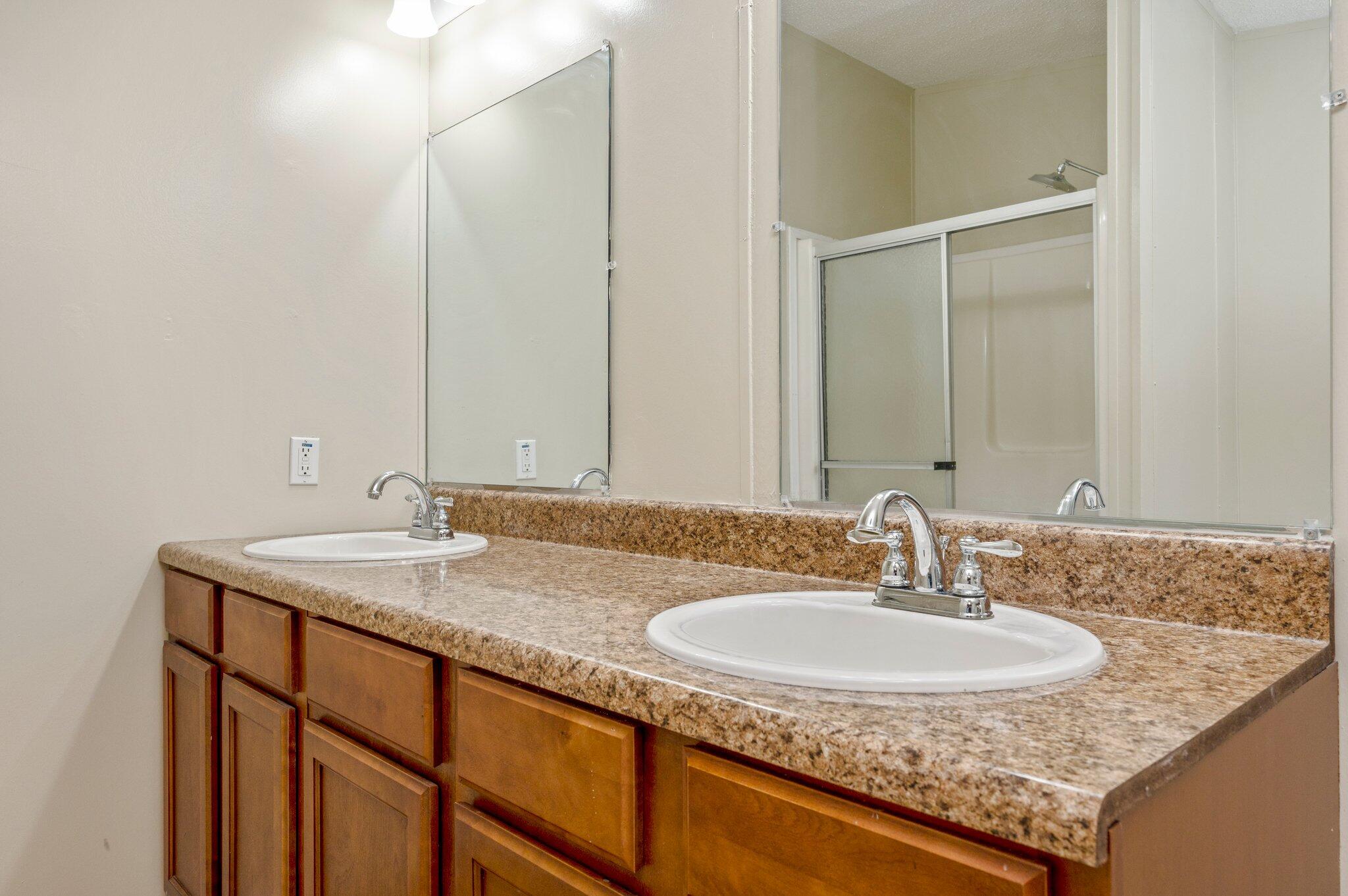 OAKWOOD HILLS UNIT 3 - Residential