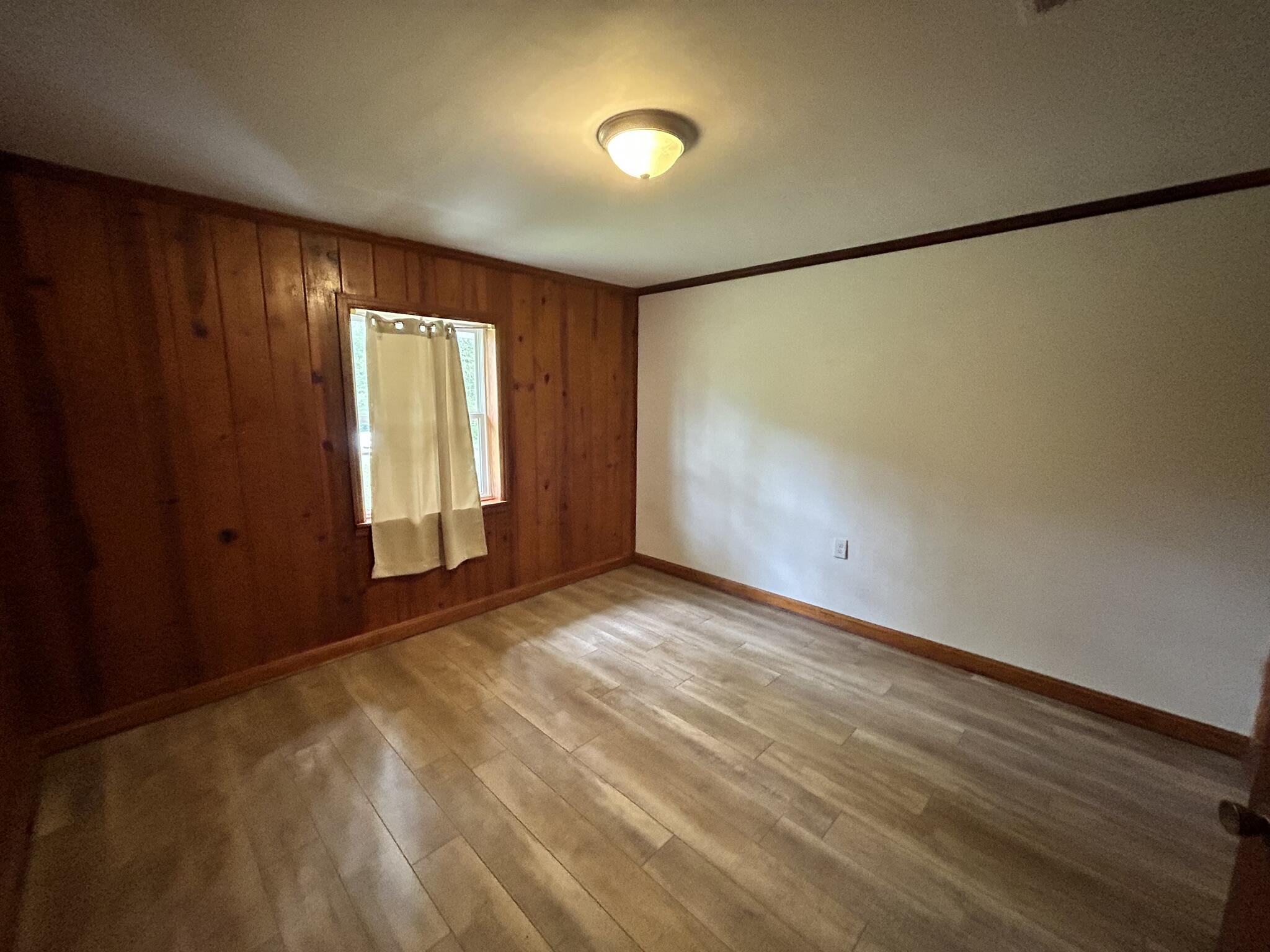METES & BOUNDS - Residential Lease