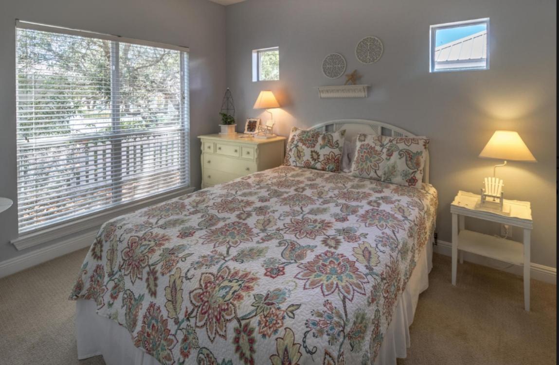 CRYSTAL BEACH COTTAGES PH 2 - Residential