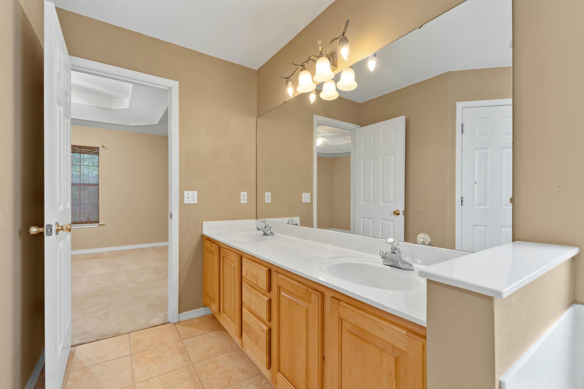 NORTH RIDGE CREEK S/D - Residential