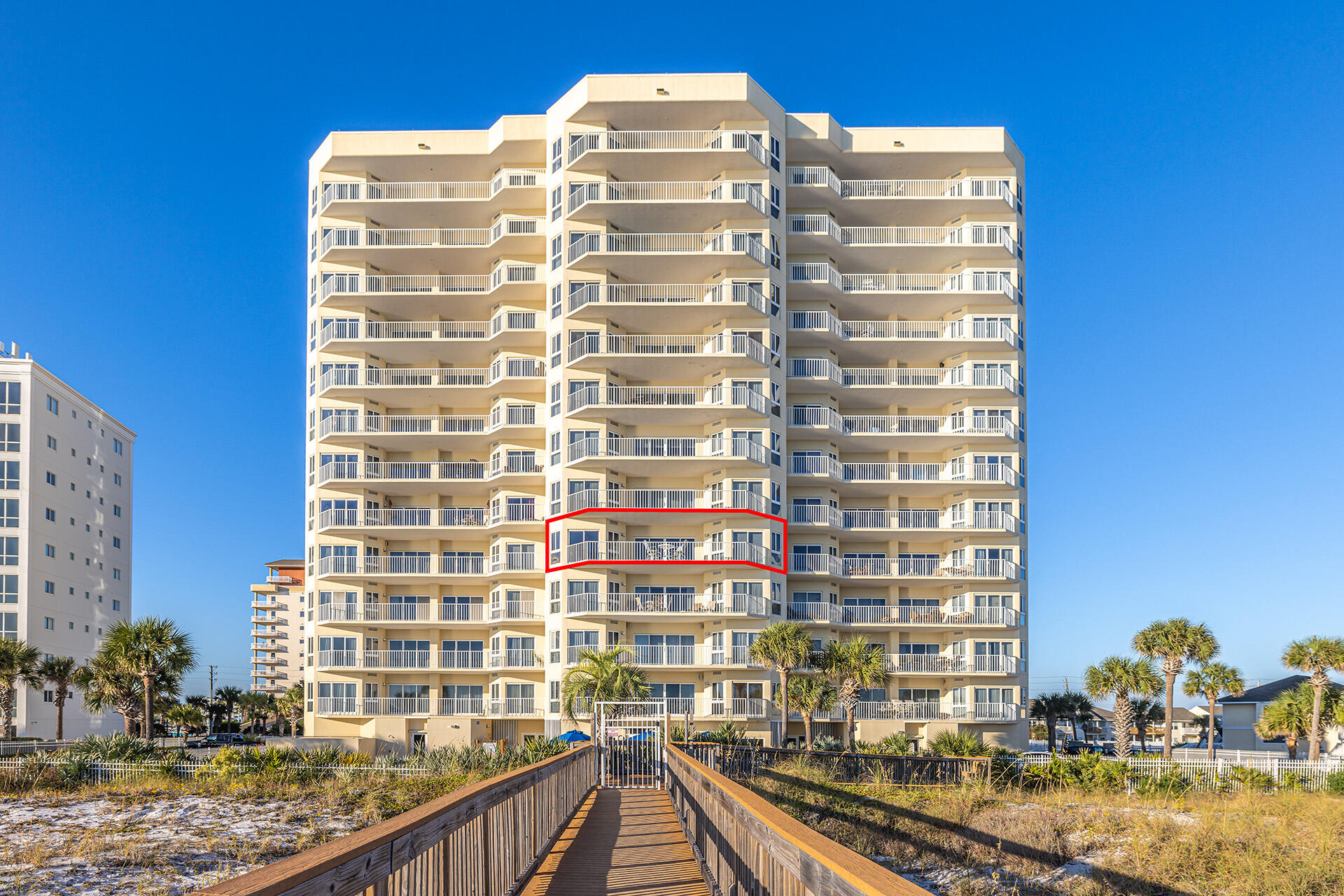 Gulf coast living at its very finest! Beautifully renovated 3BR/3BA condo in a hard-to-find non-rental building. Master bedroom on Gulf w/en suite bathroom. Second master on Gulf has built in book cases, cabinets and Murphy bed w/en suite bathroom, great for guests or a possible office. Third large bedroom w/en suite bathroom. Upgraded kitchen has the ultimate in cabinets and appliances! Storage everywhere. Bar area has sink, ice maker, under counter double drawer refrigerator. Luxury vinyl plank flooring throughout. Two balconies, the Gulf side stretches entire length of unit, the Harbor side has gas grill, storage room, awesome night views. Perfect for primary residence or second home. Snow white beach, pool, hot tub, clubroom, exercise room. None finer than Holiday Isle Towers!