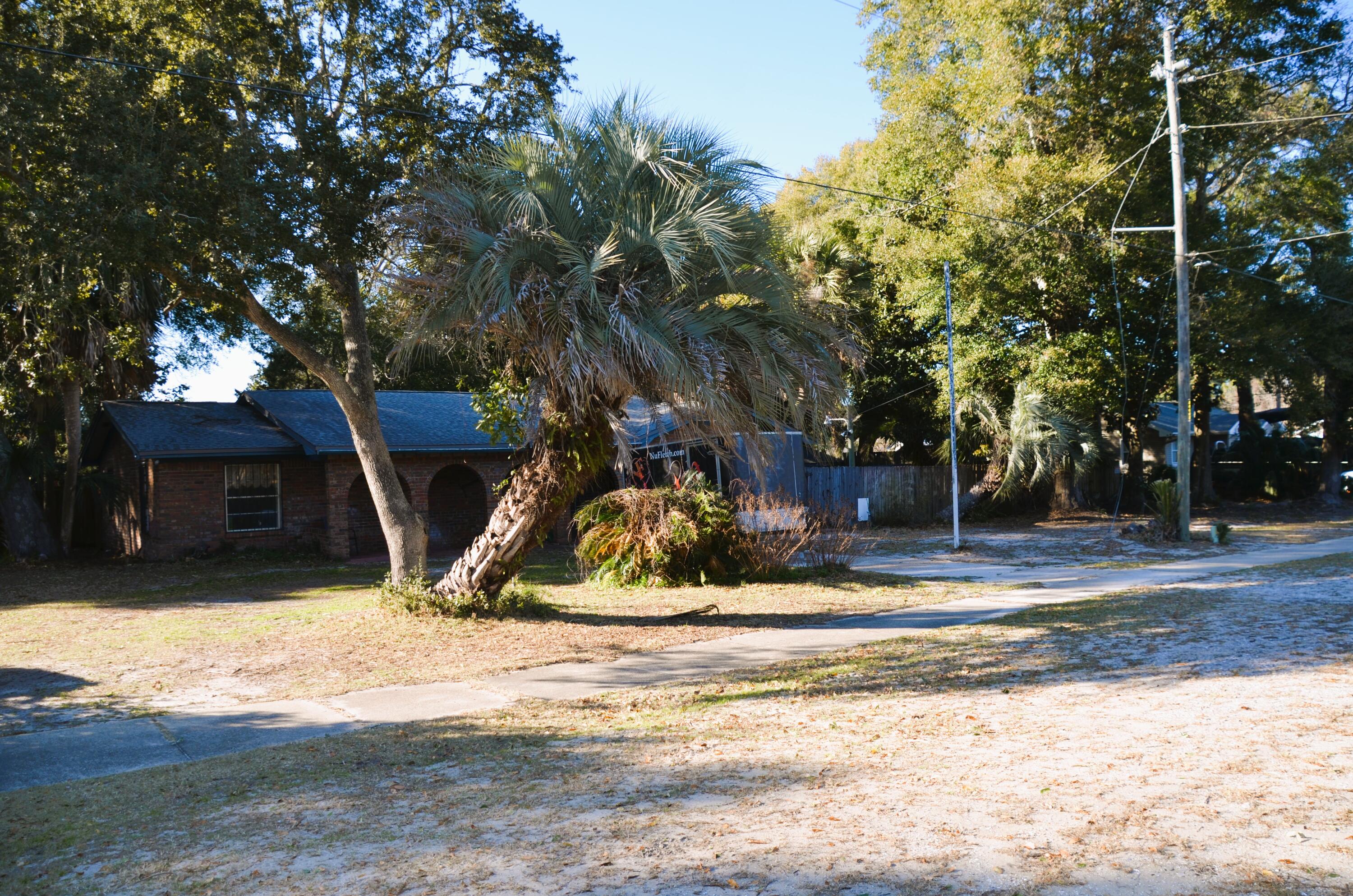 RESUB OF KELLYS ADD TO DESTIN - Land