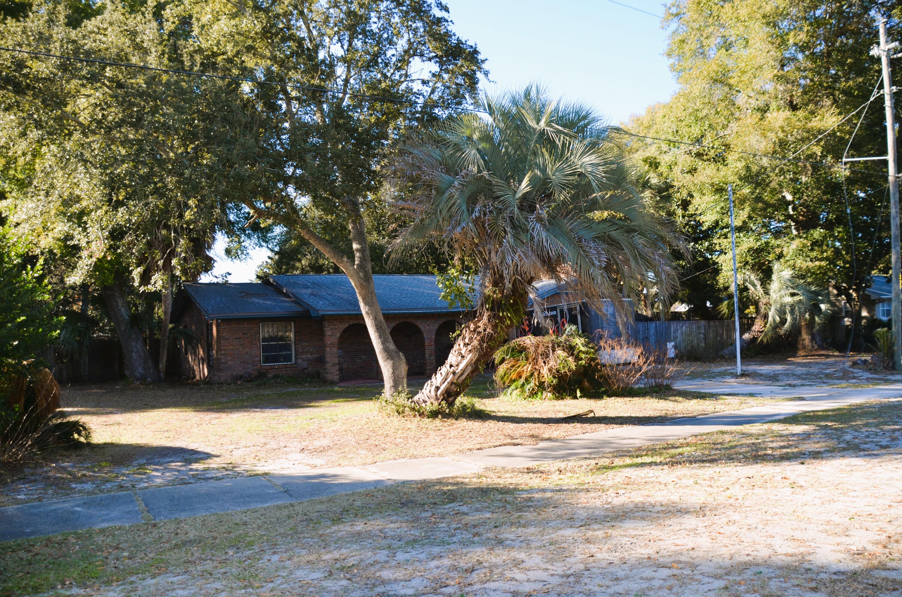RESUB OF KELLYS ADD TO DESTIN - Land