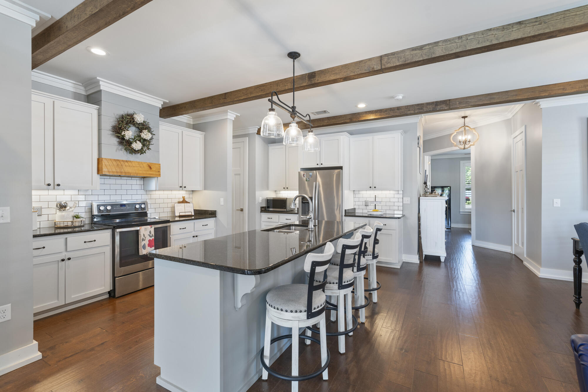 BAY GROVE - Residential