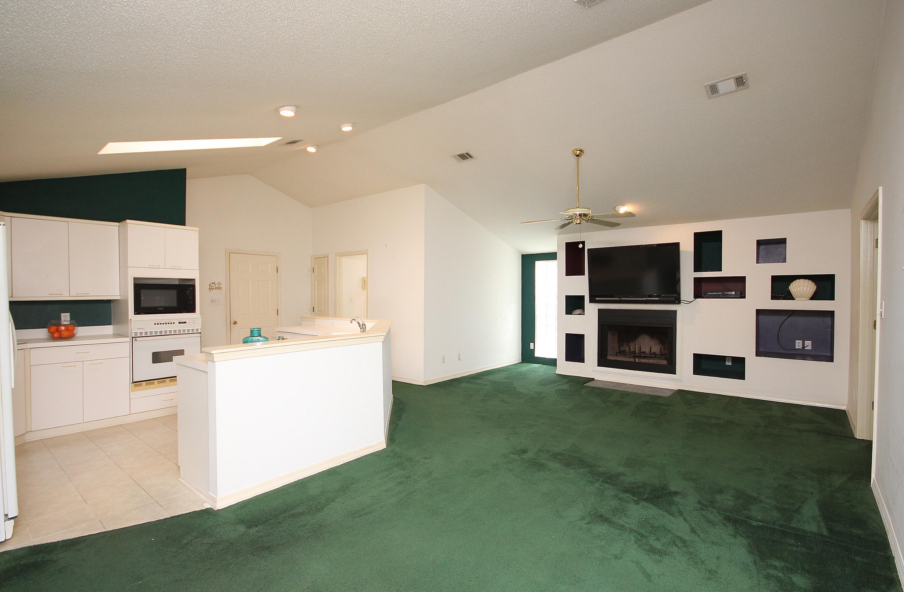 LAKE POINTE - Residential