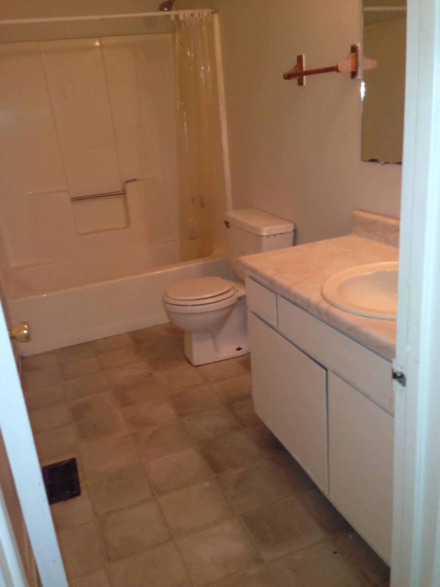 OAK WOOD T/H AMEND - Residential Lease