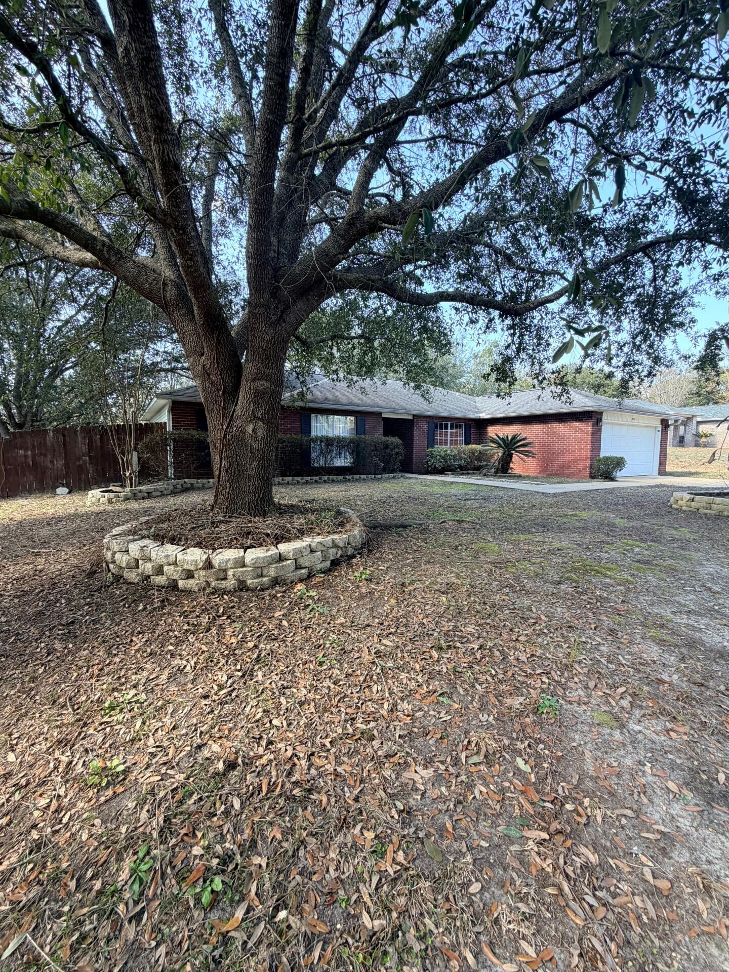 NORTHVIEW ESTATES 6TH ADDN - Residential Lease