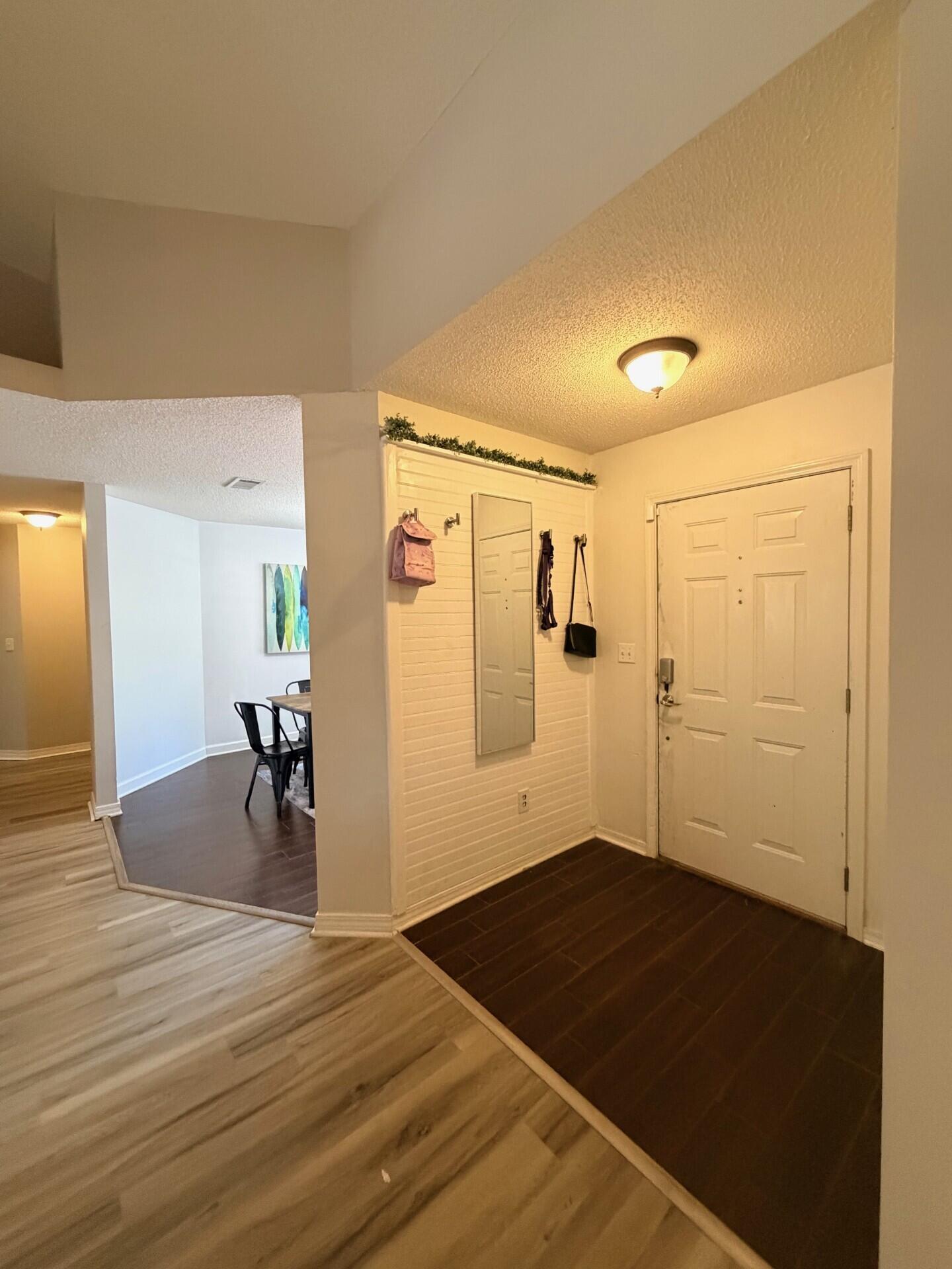 NORTHVIEW ESTATES 6TH ADDN - Residential Lease