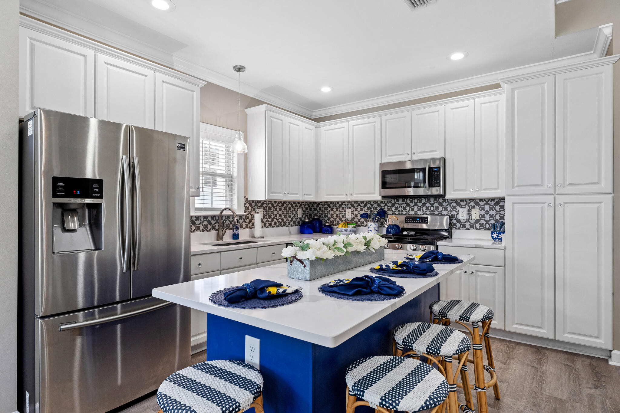 EMERALD WATERS VILLAGE - Residential