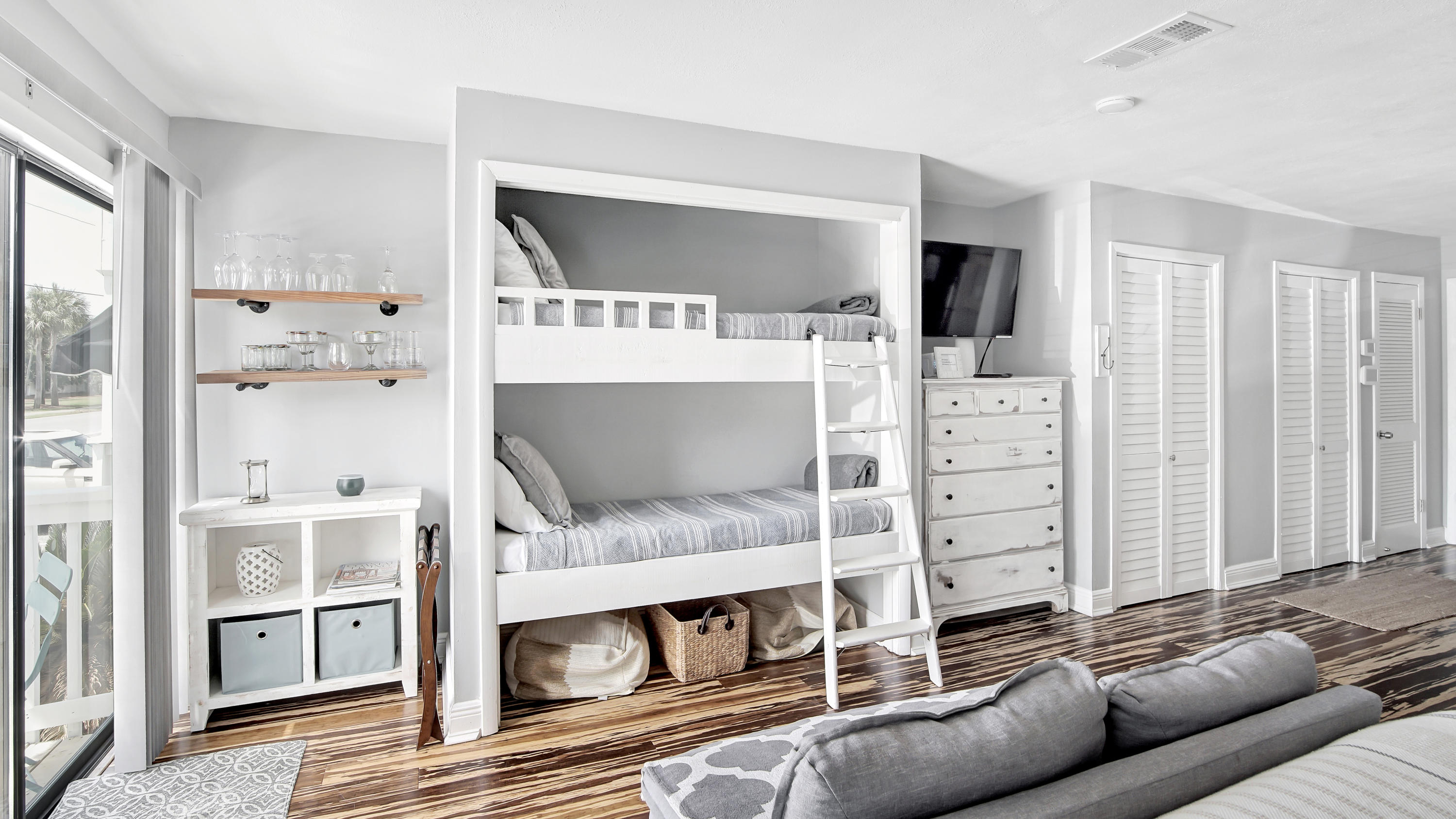 CANAL PLACE PH 2 - Residential