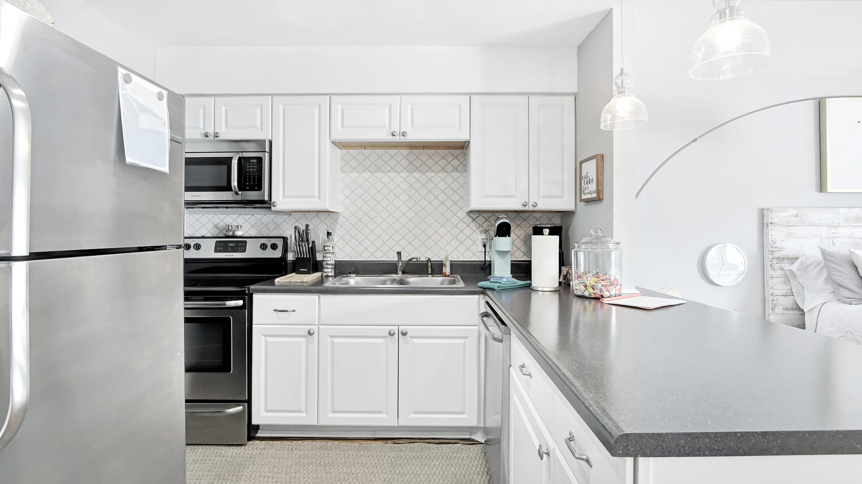 CANAL PLACE PH 2 - Residential