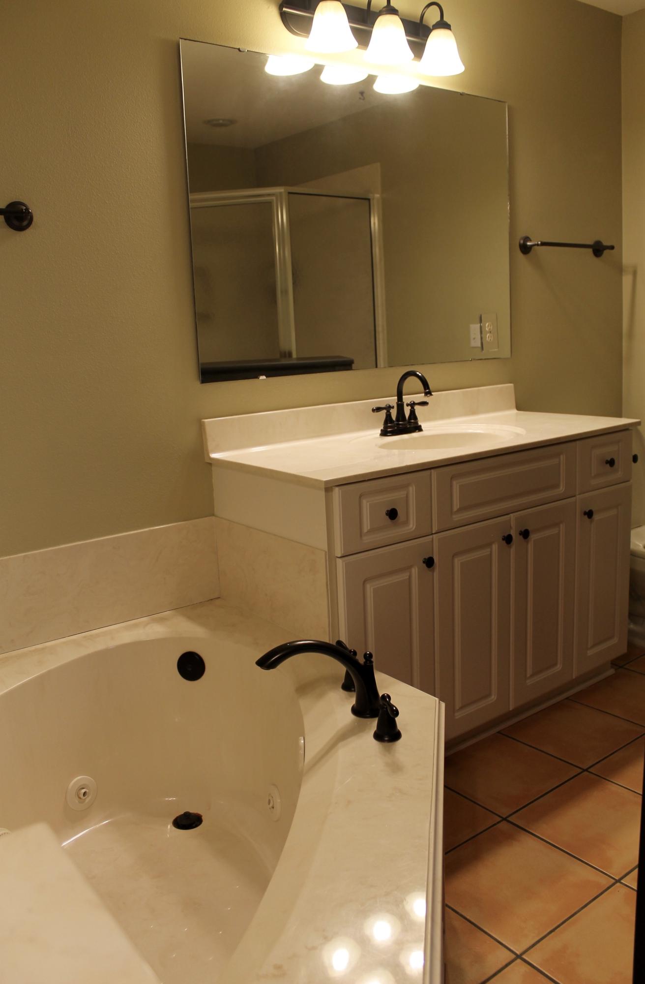 BLUEWATER BAY VILLAGE 1A - Residential Lease