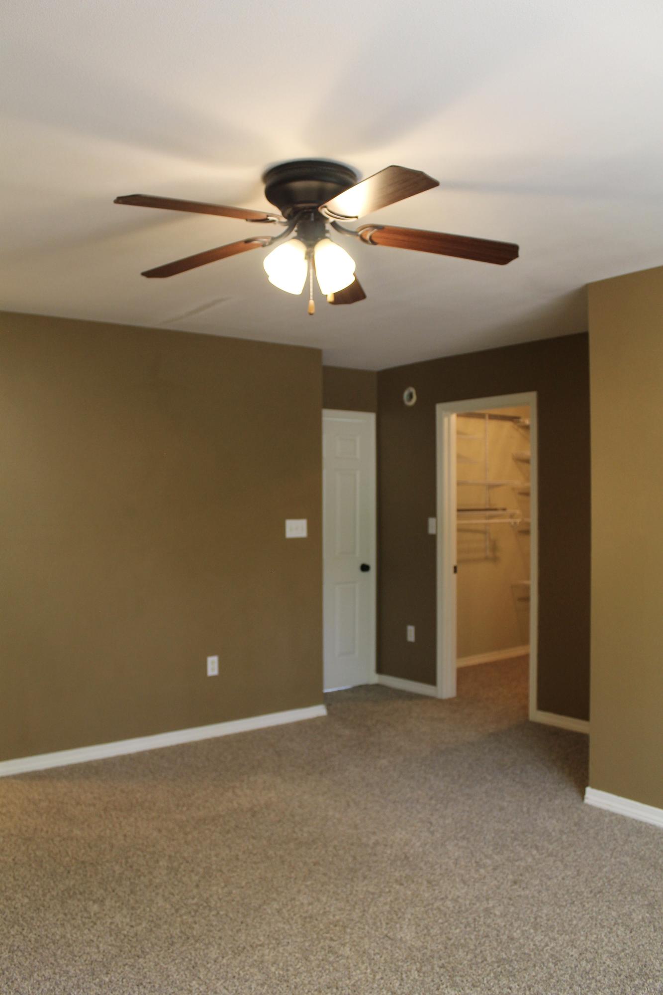 BLUEWATER BAY VILLAGE 1A - Residential Lease