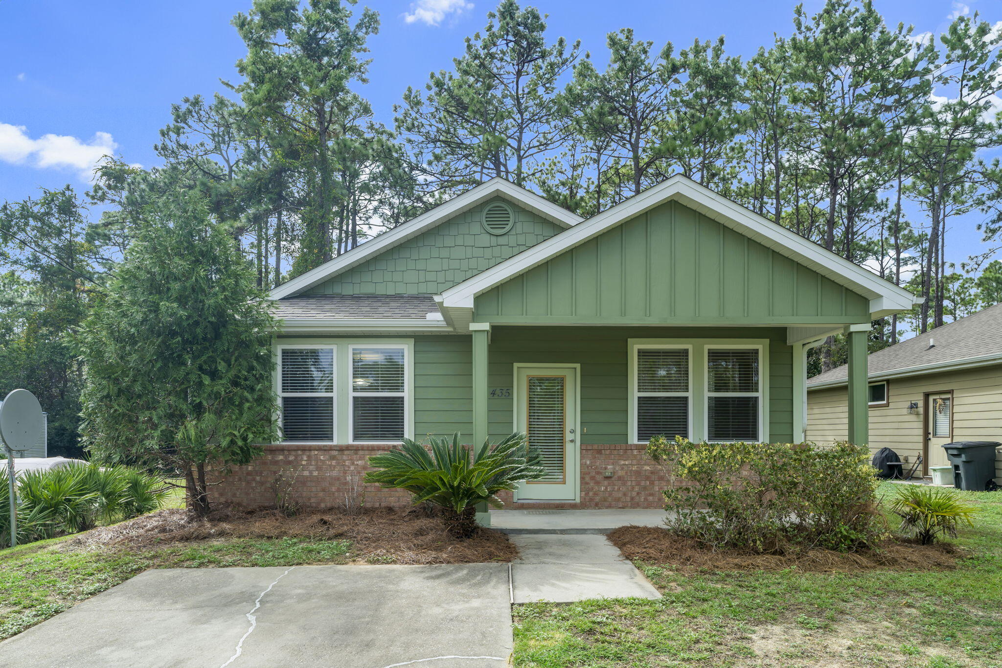 435 Indian Woman is centrally located in the middle of Santa Rosa Beach! 3 bedrooms, 2 bathrooms. Exterior and interior of home was just painted. Includes shed for extra storage!

Location is easy to get to the bay, 30A and the beaches, shopping, dining, parks, schools and more! The Beach Sunsets Inc. Resident Benefits Package is designed to provide convenience and professional services to our residents. By applying, Resident(s) agree to be auto-enrolled in the program and pay an additional $25.00 each month, payable with rent. This program includes benefits such a Tenant Portal for online payments, 24/7 maintenance requests, air filter(s) auto shipped to your door, waived lease, lease change and administration fees and more! Benefits of this package may vary due to the propert