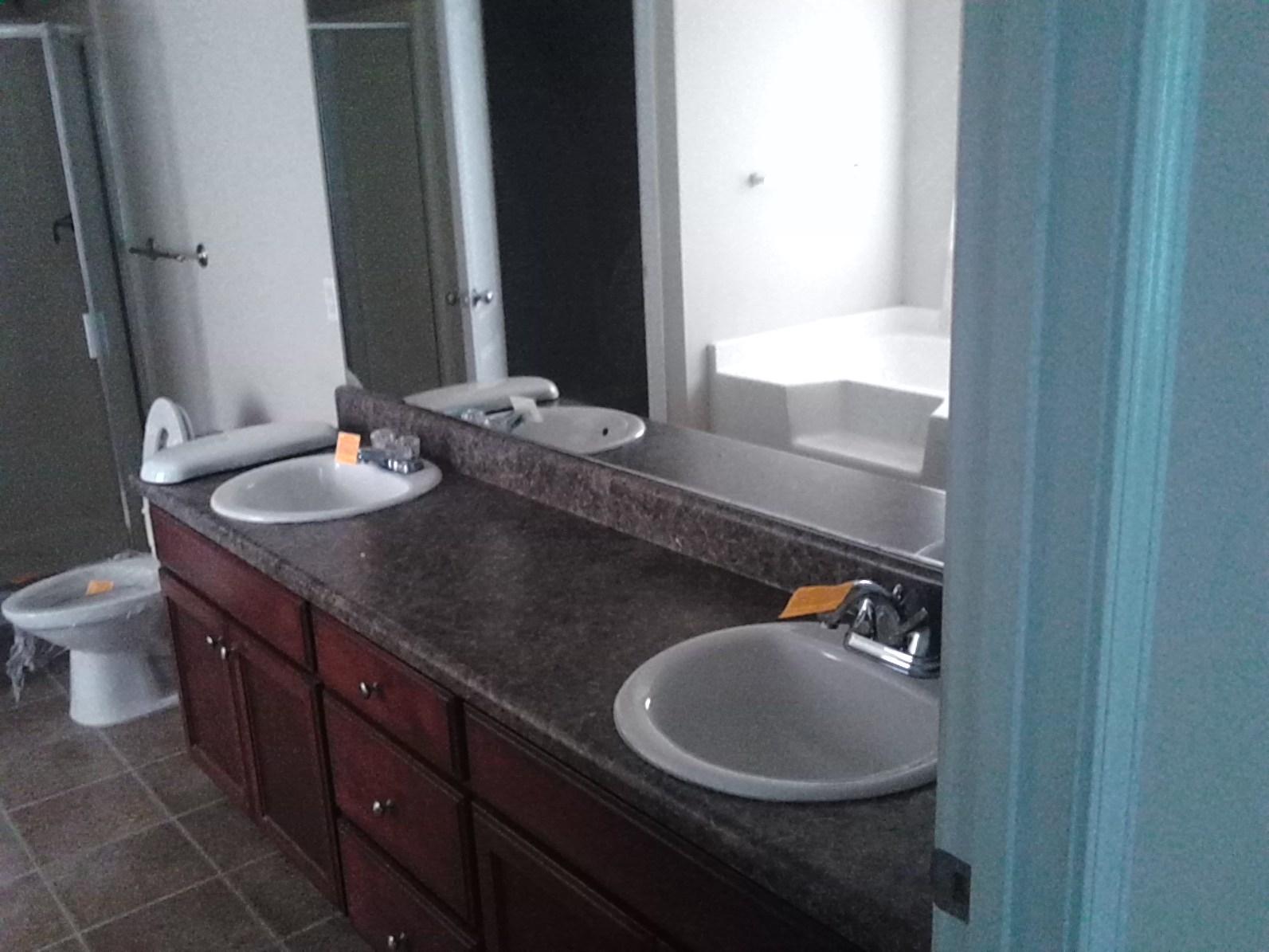 THOUSAND OAKS - Residential Lease