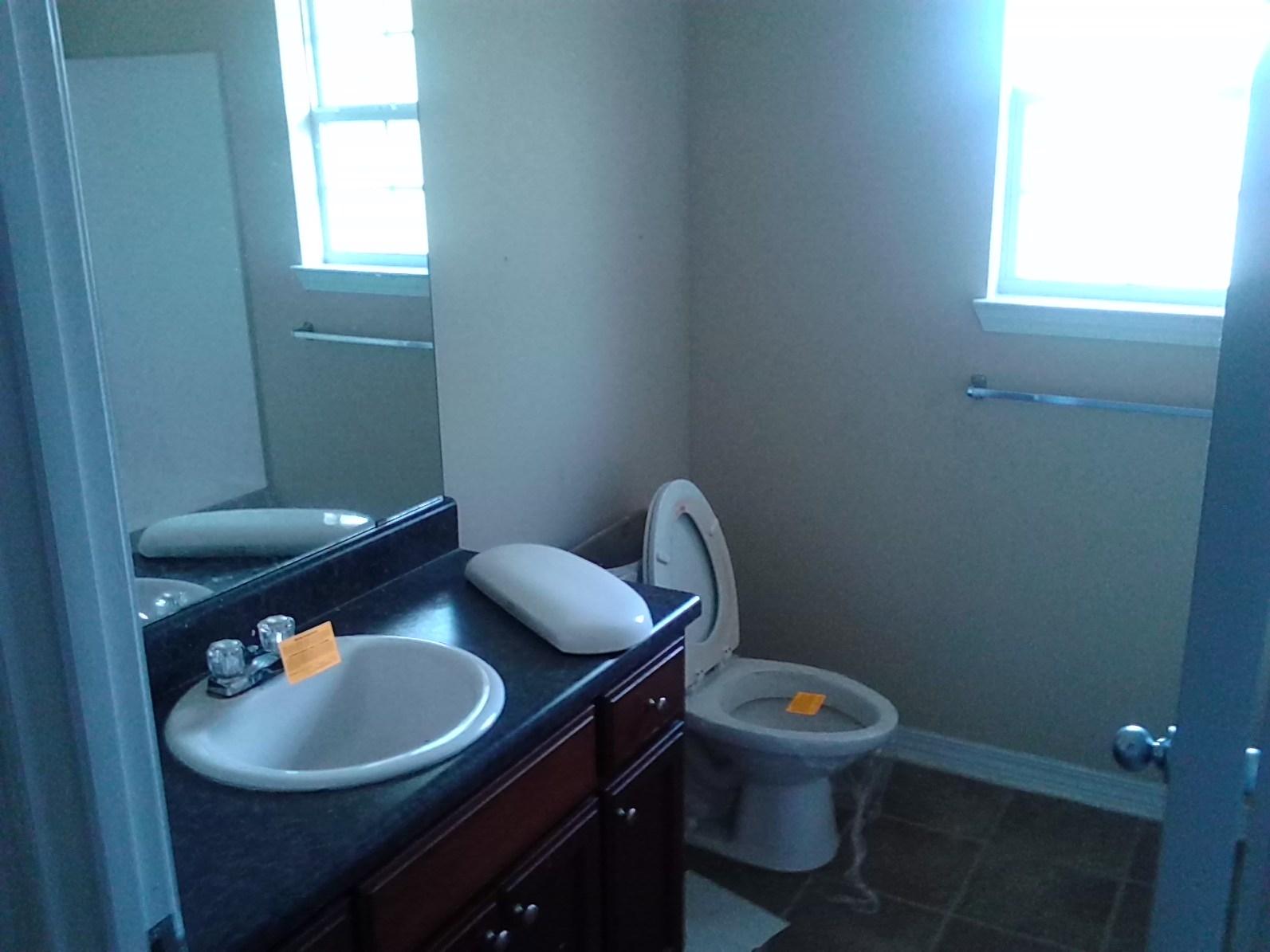 THOUSAND OAKS - Residential Lease