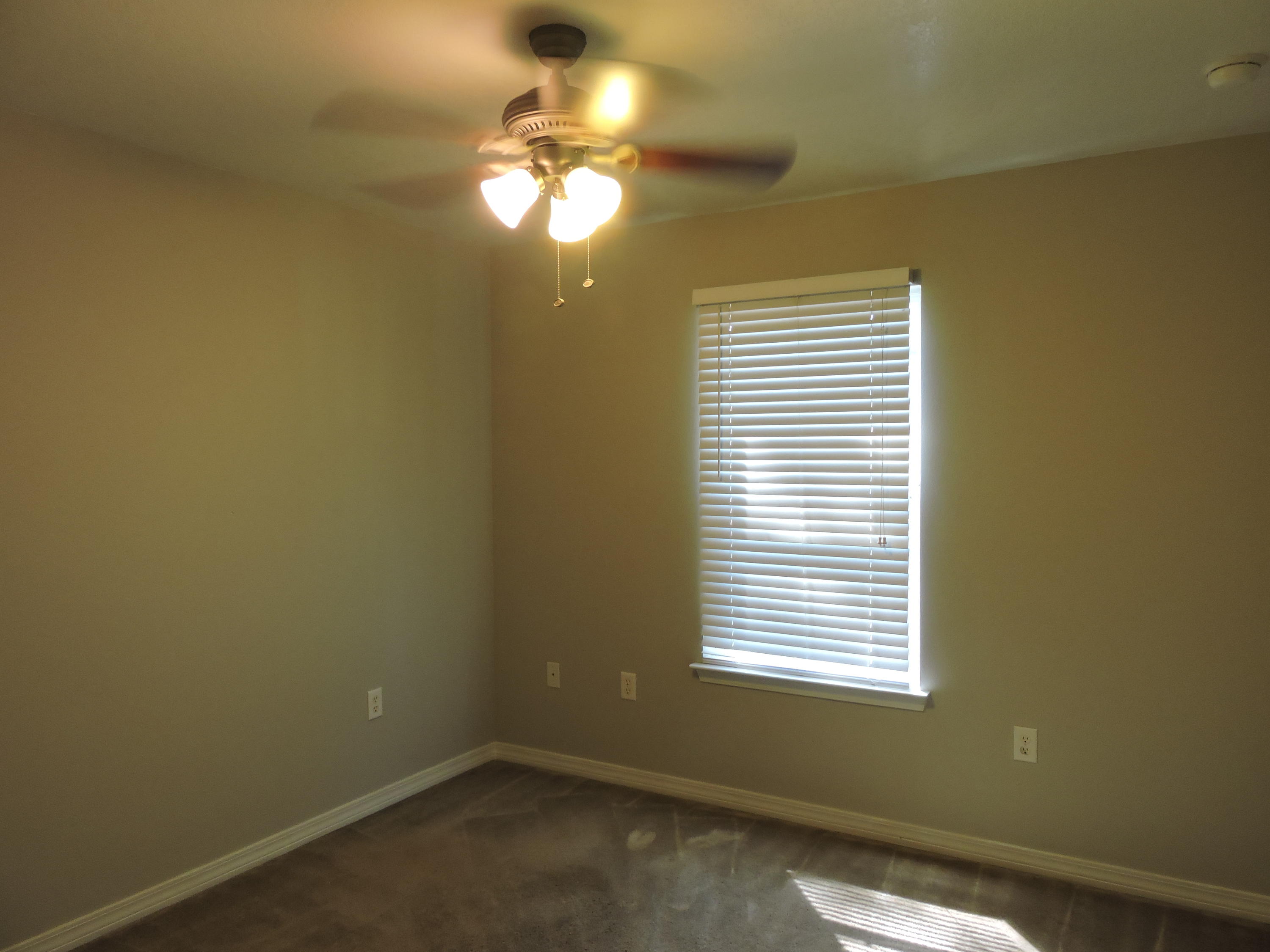 MORRIS ADDN TO CRESTVIEW - Residential Lease
